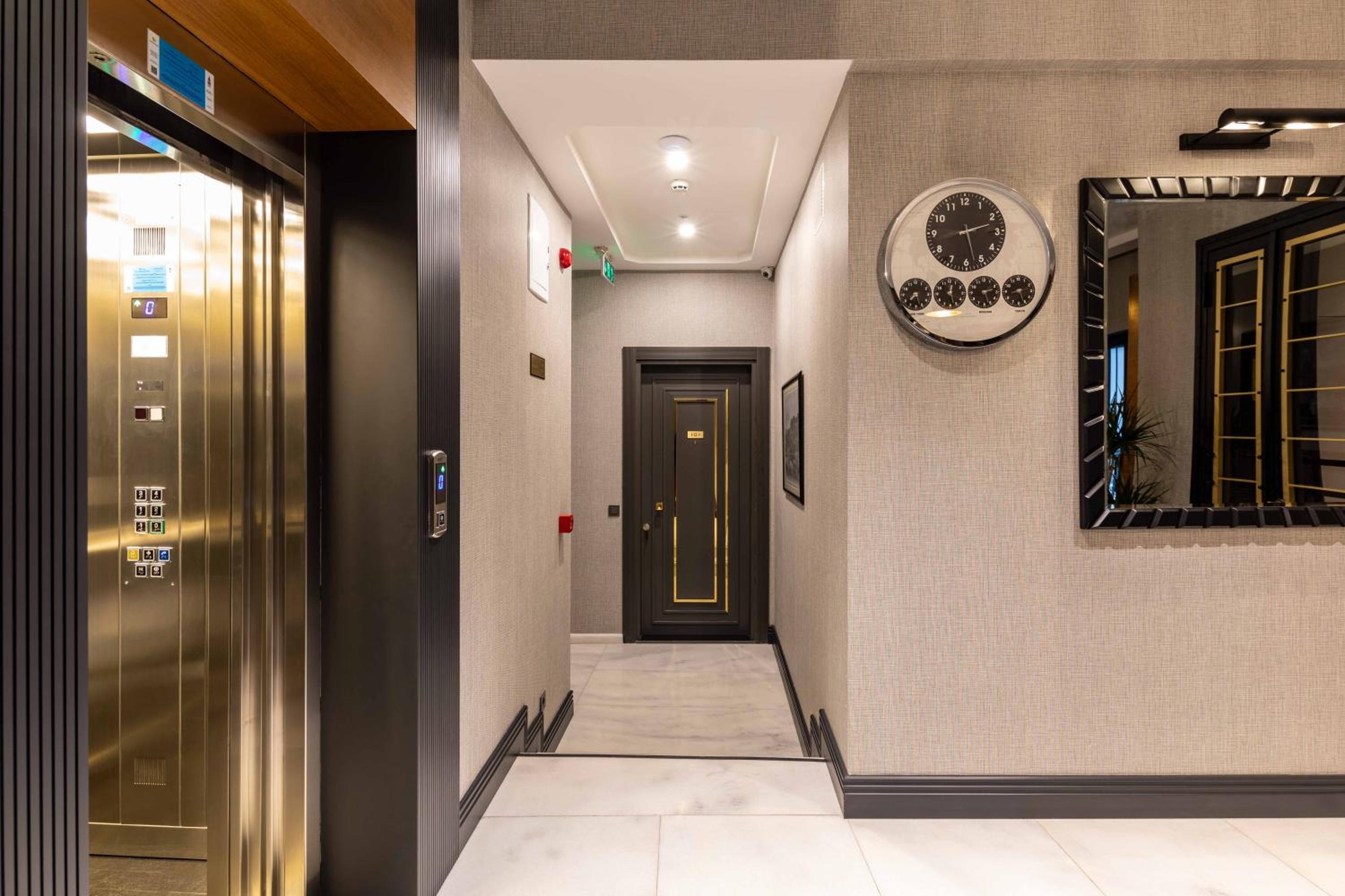 SALA SUITLER - Image 48