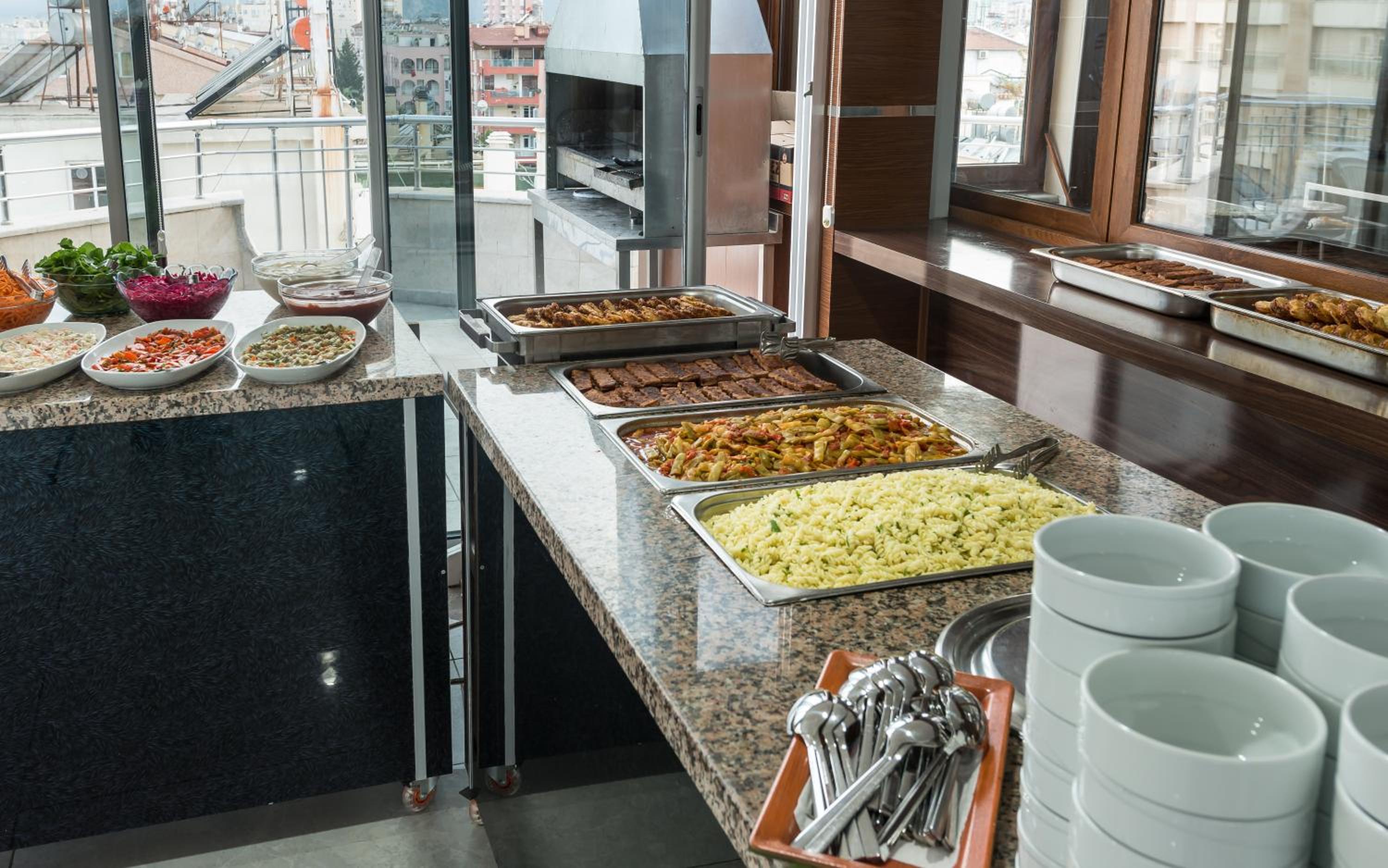 Zel Hotel - Image 21