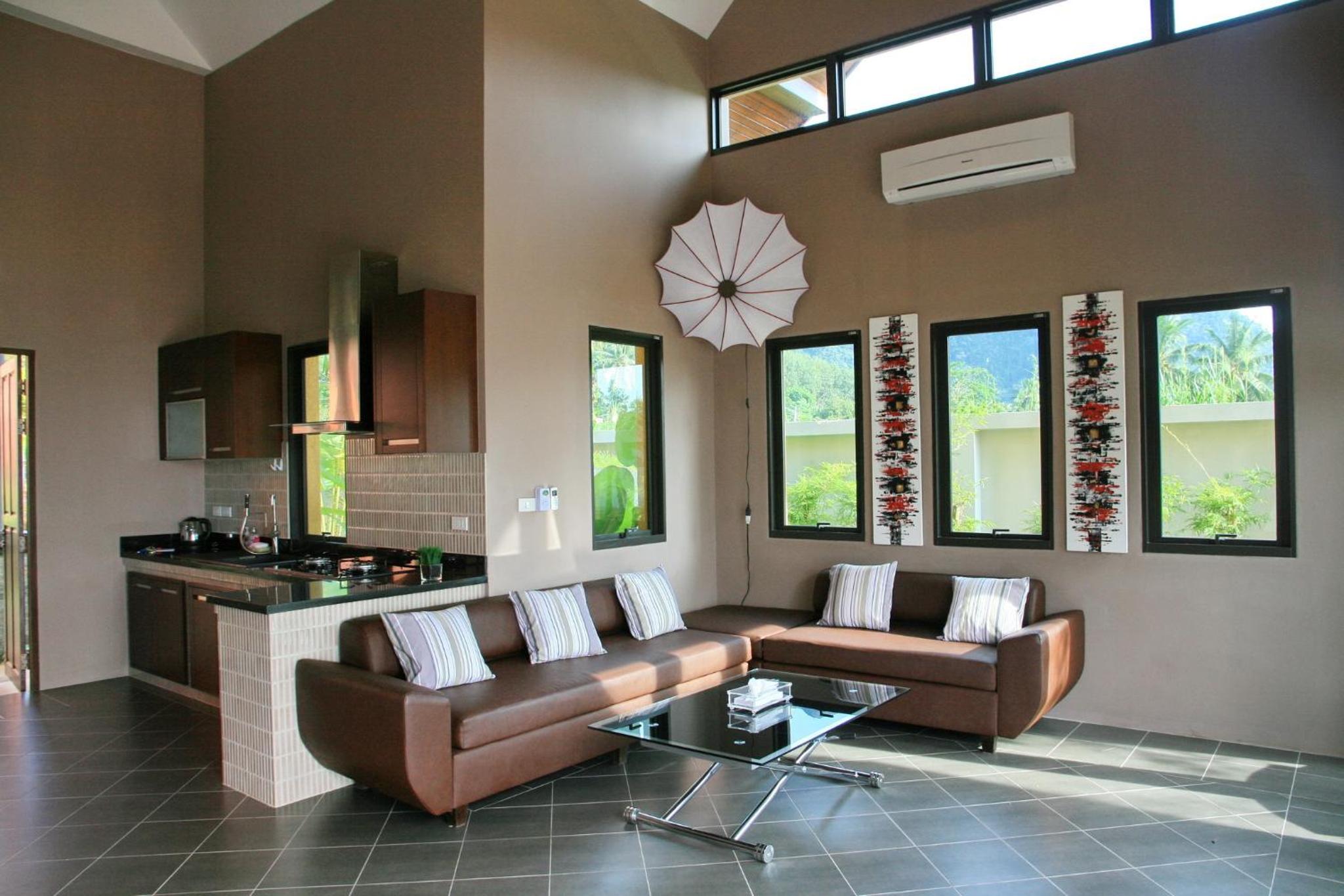 Tha Lane Bay Villas