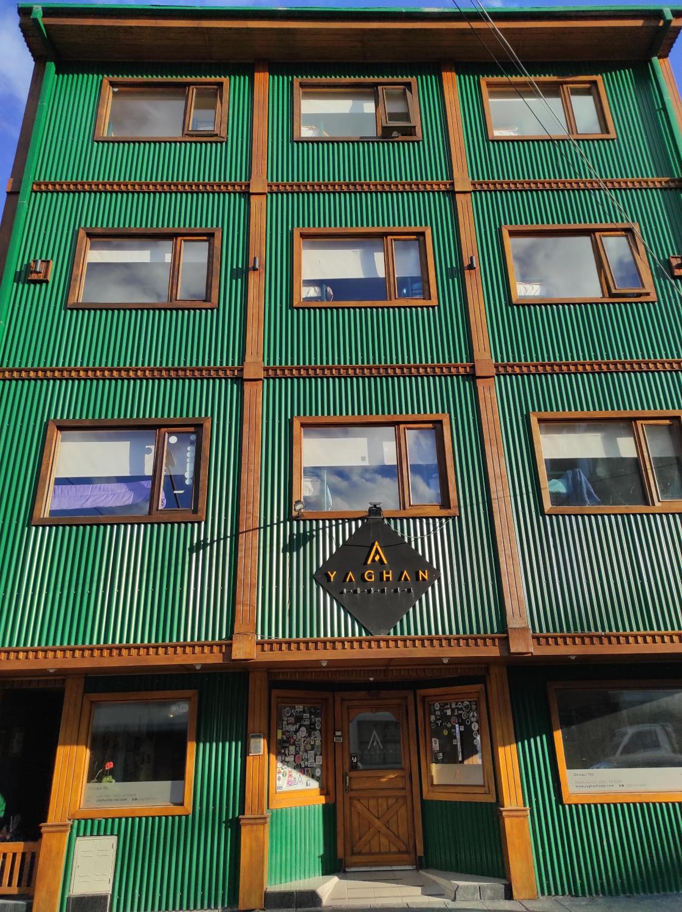 Hotel YAGHAN HOSTEL - Image 1