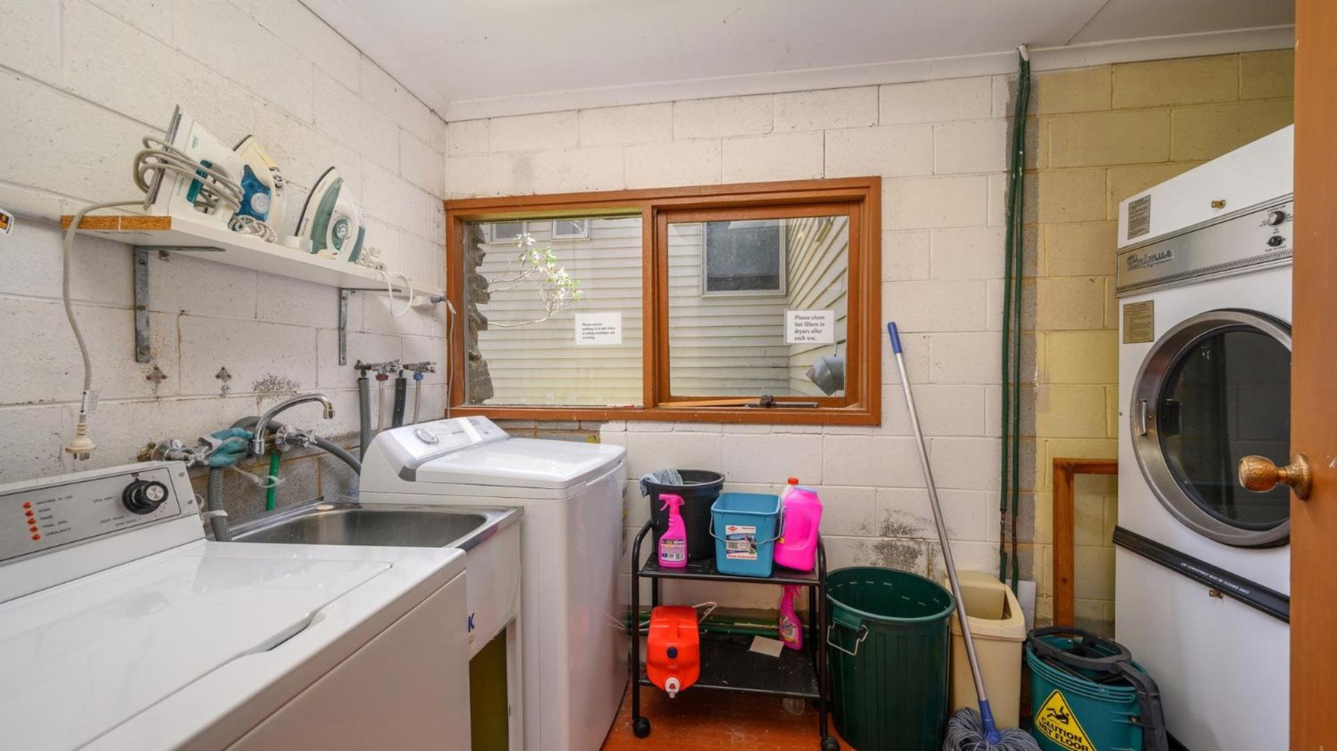 Currawong Lodge