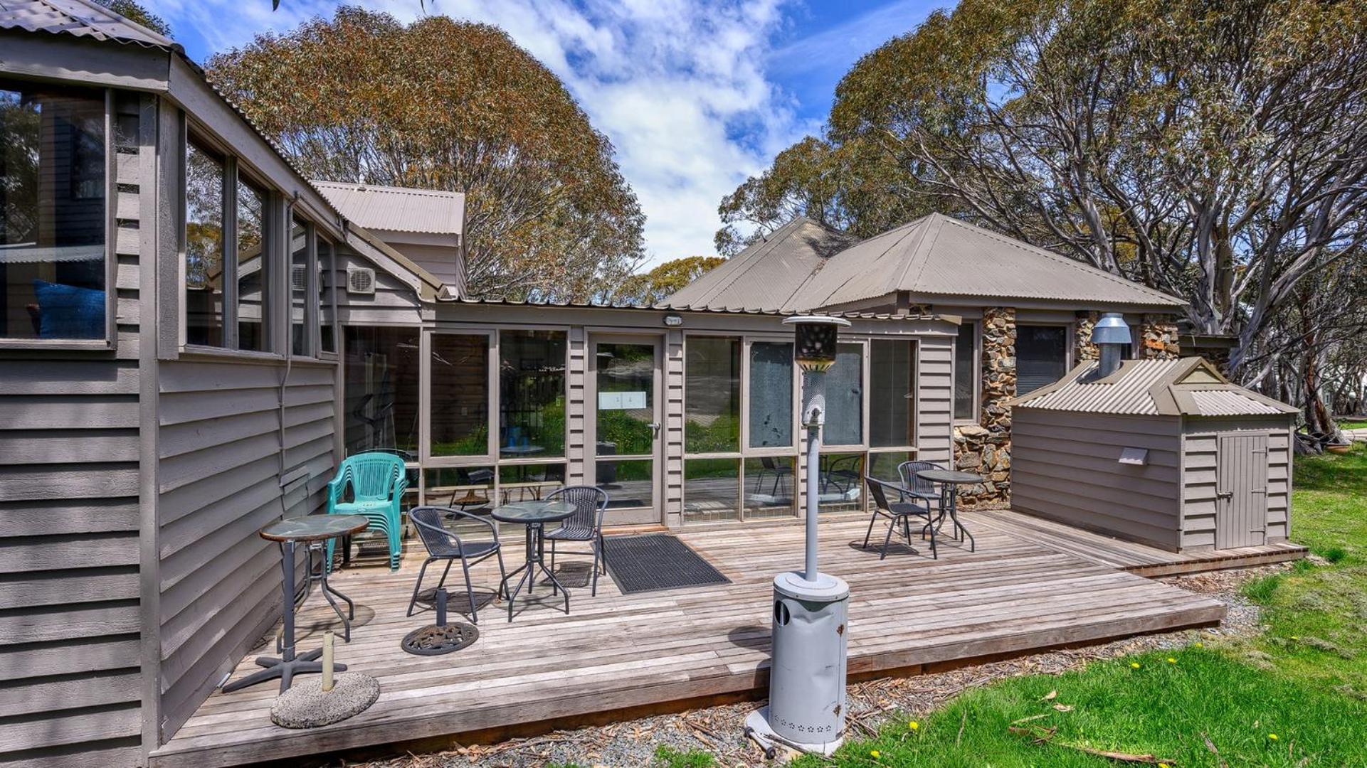 Currawong Lodge