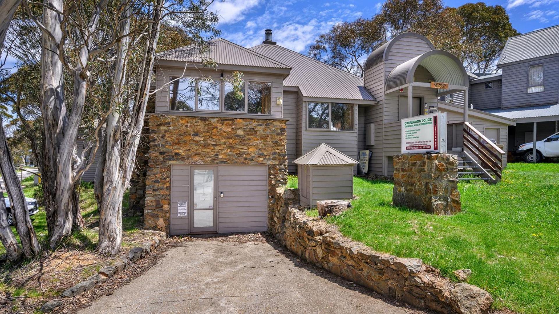 Currawong Lodge