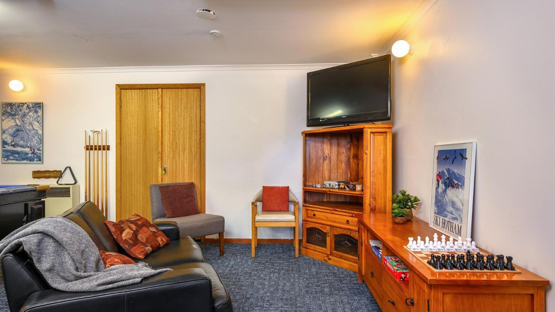 Currawong Lodge