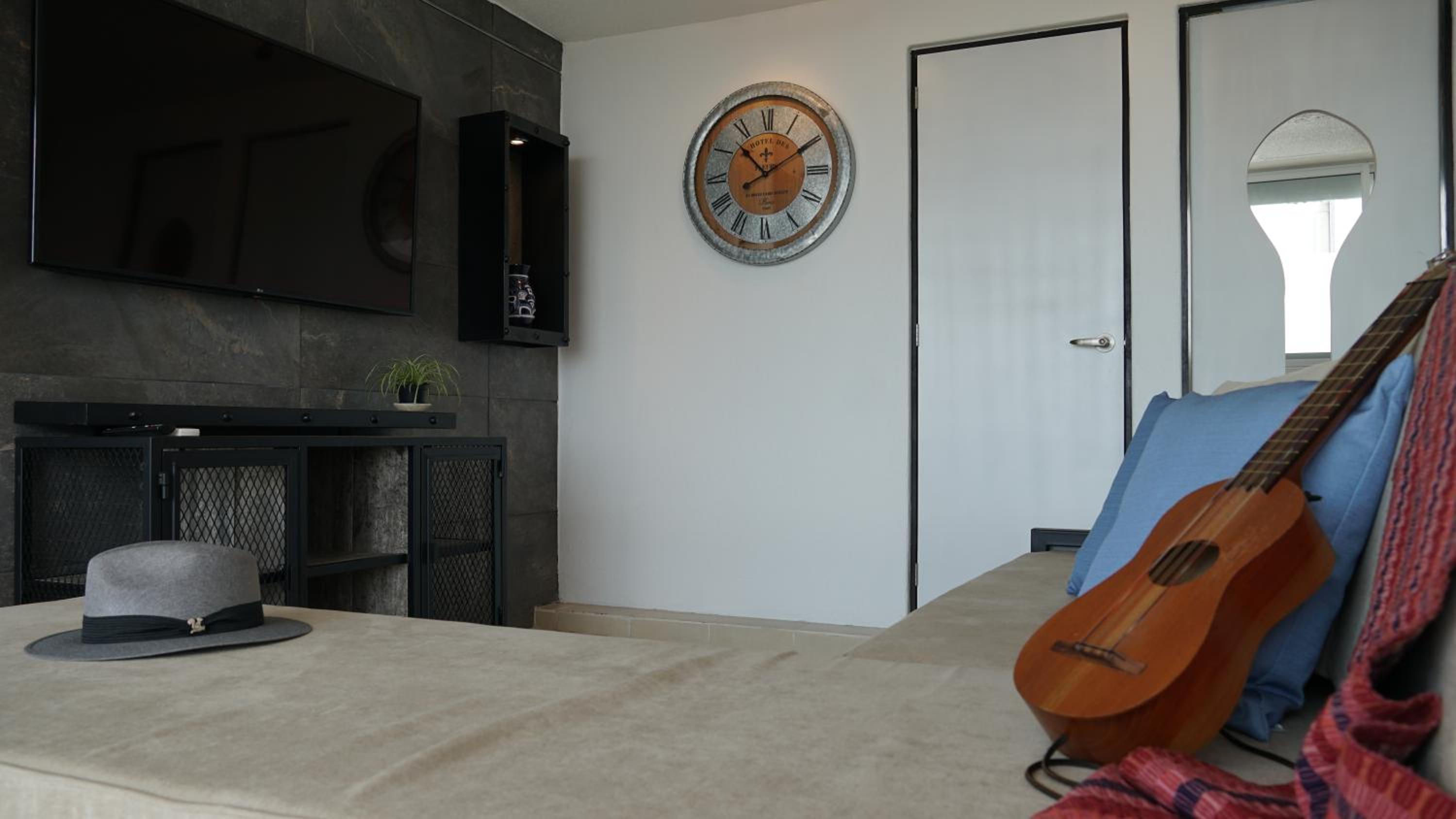 apartamento completo 6 huéspedes incluye acceso al club burgos cuernavaca view 5