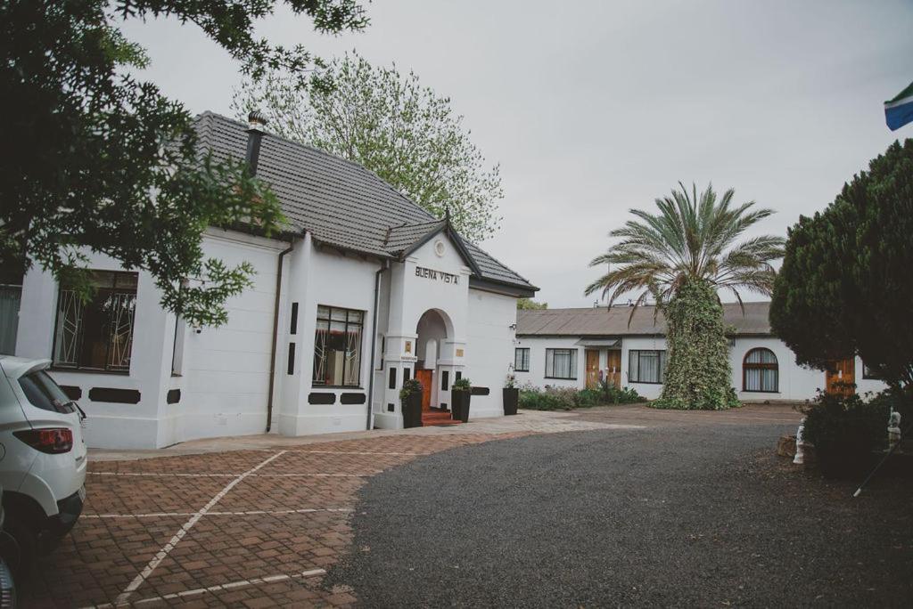Lydenburg Manor Guest House view 3