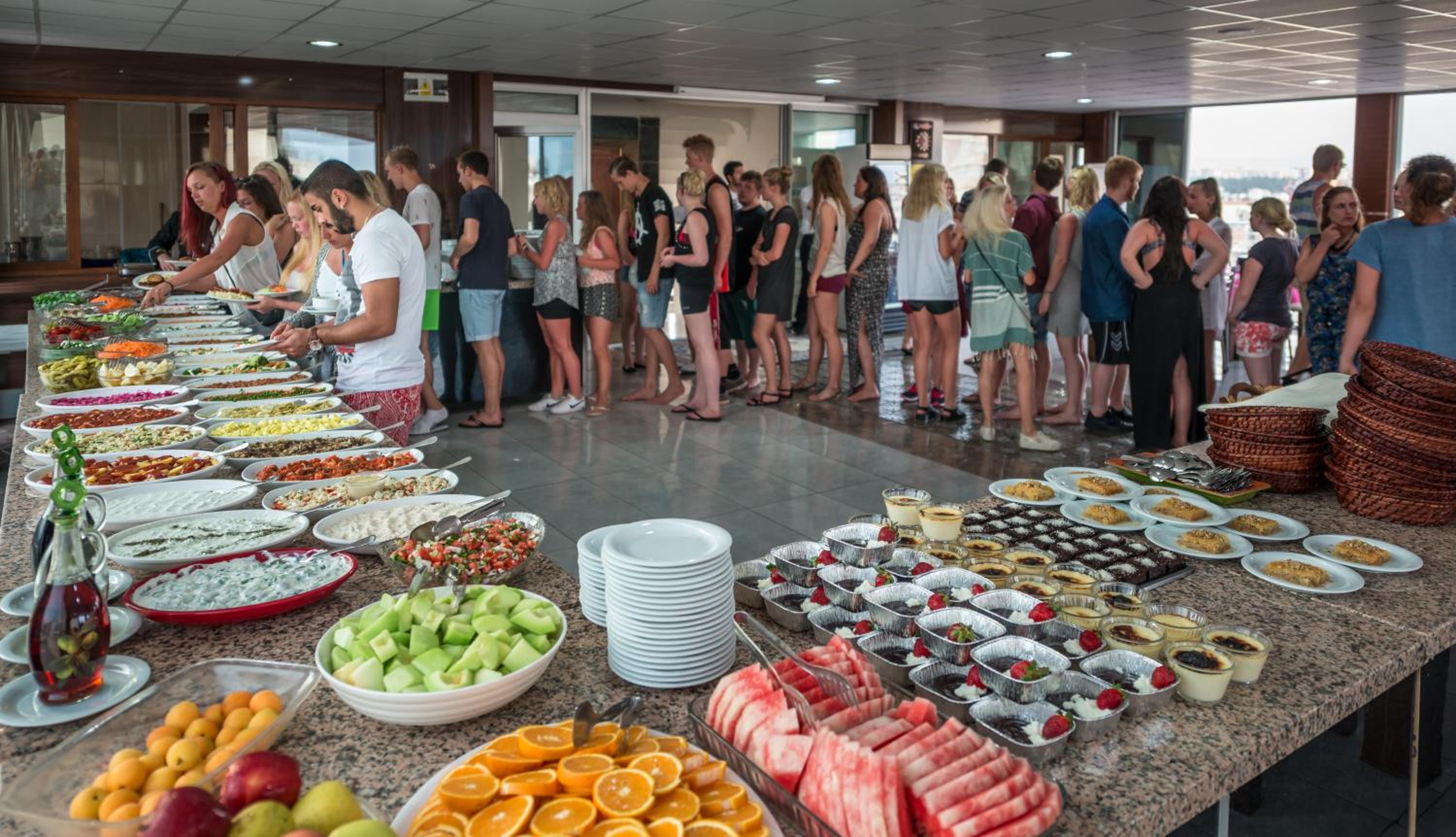 Zel Hotel - Image 11