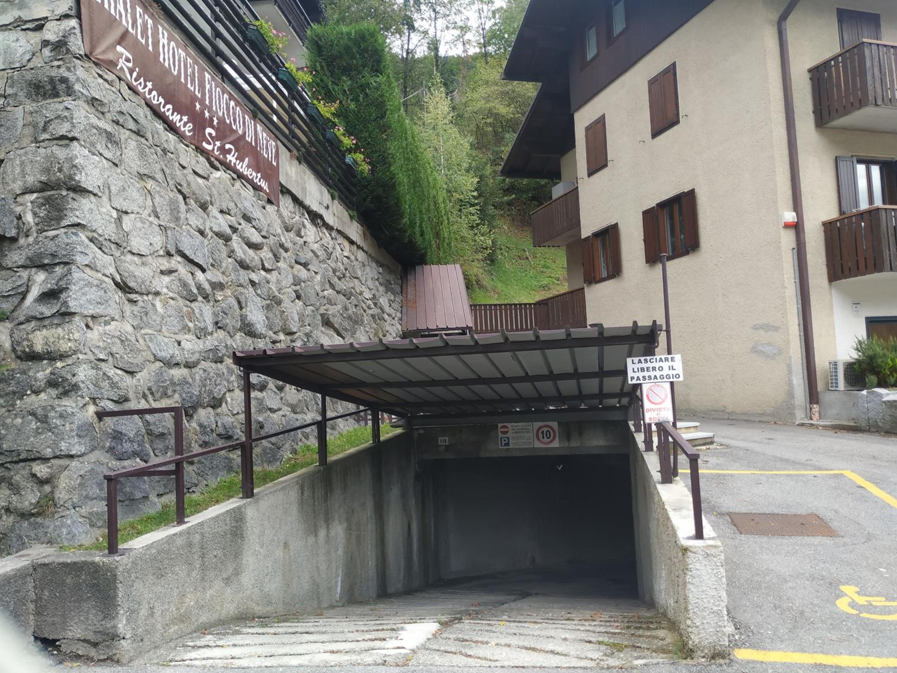 Photo 44
