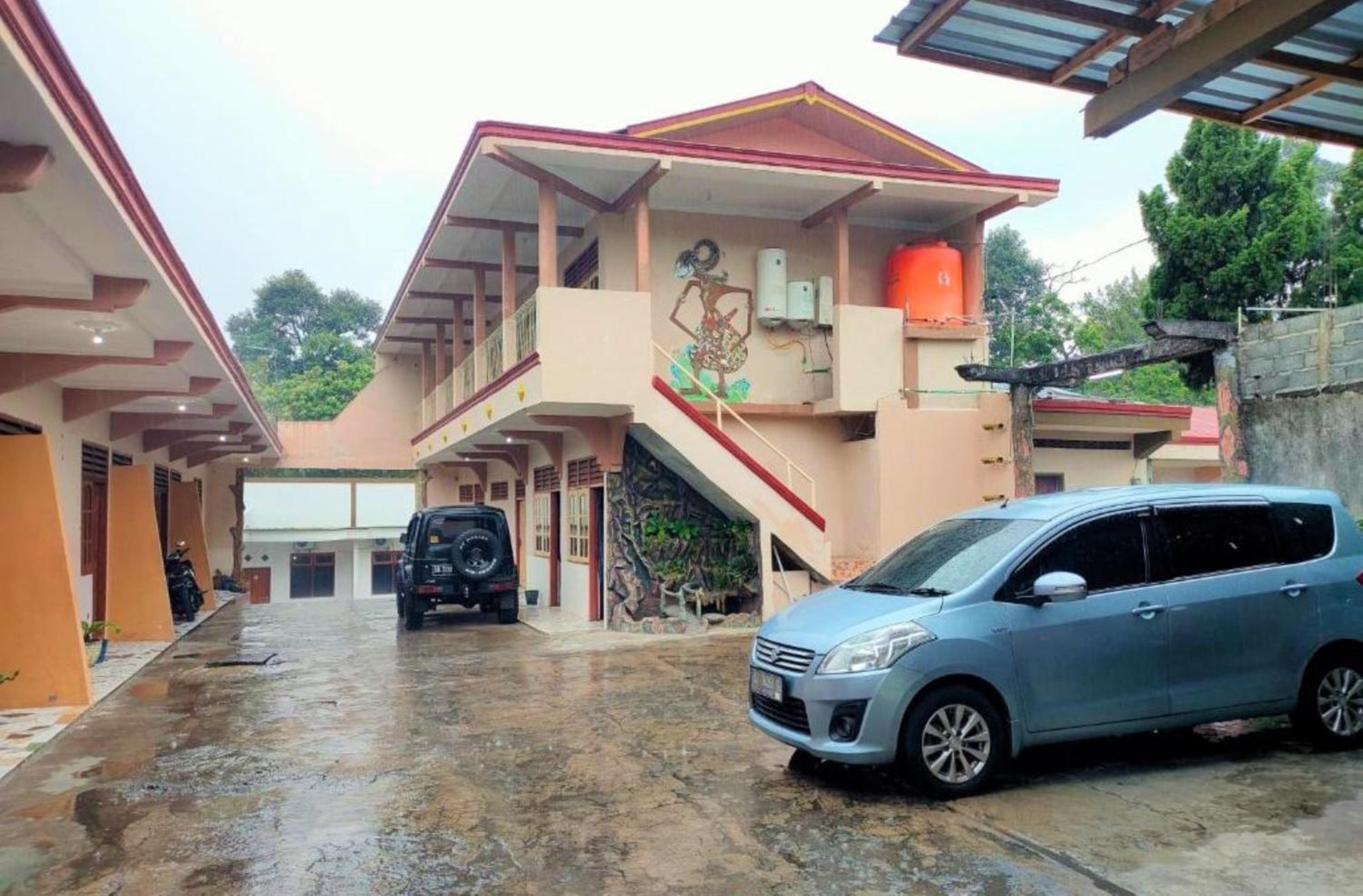 Hotel Arjuna Sari Bandungan view 2