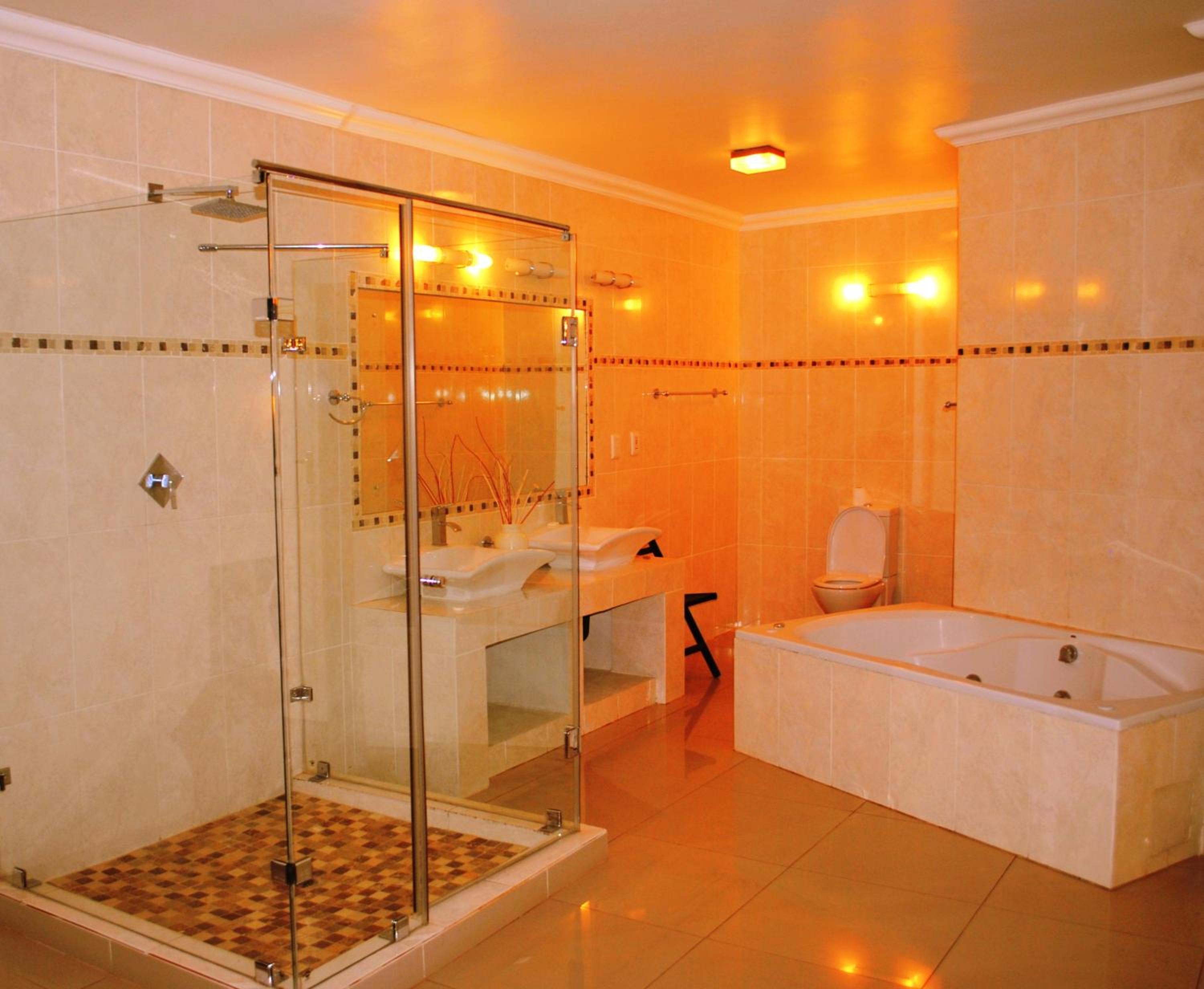 Palm Valley Inn And Day Spa