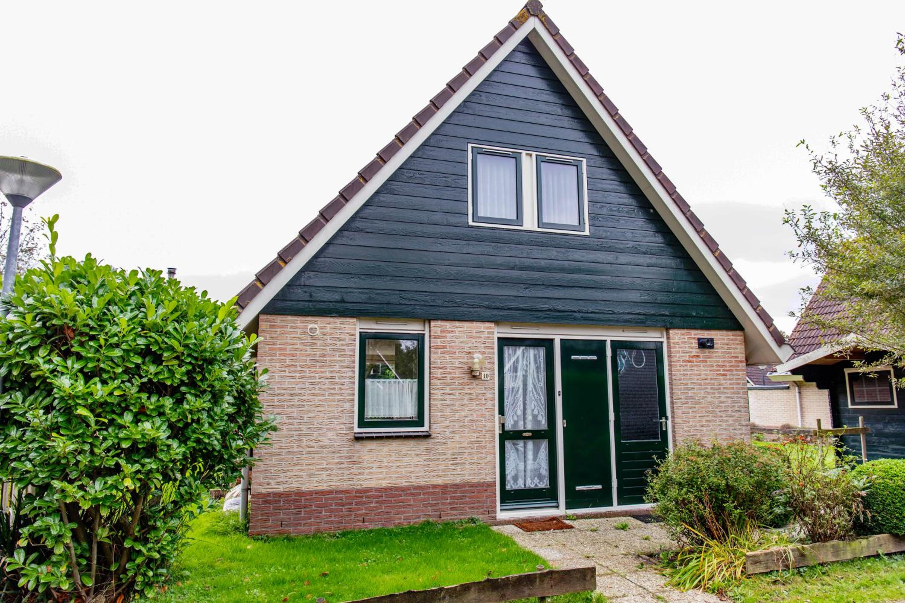 Bungalow 40 op Recreatiepark De Wielen