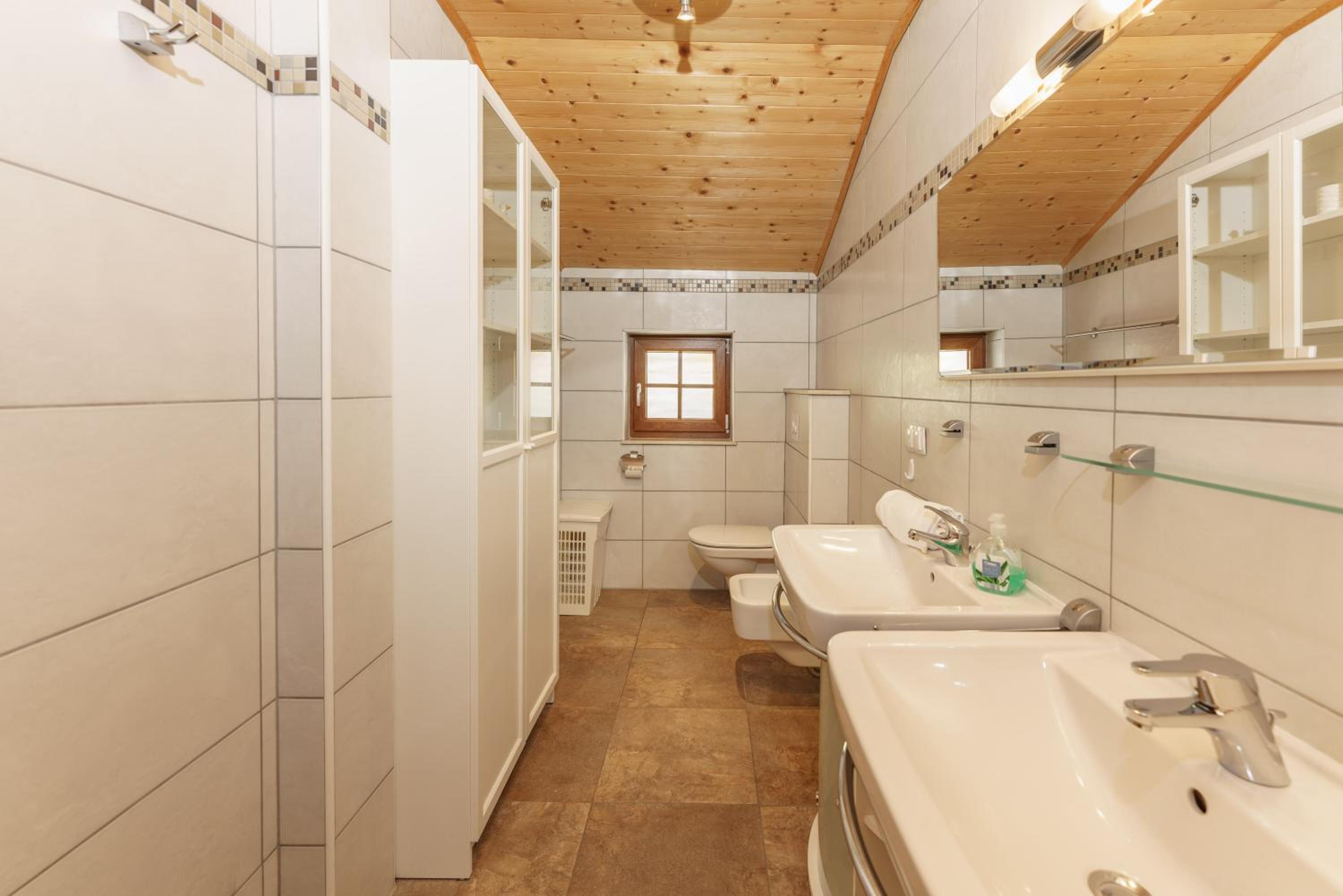 Ski In- Ski Out - Haus Stocker - direkt an der Skipiste by Schladmingurlaub