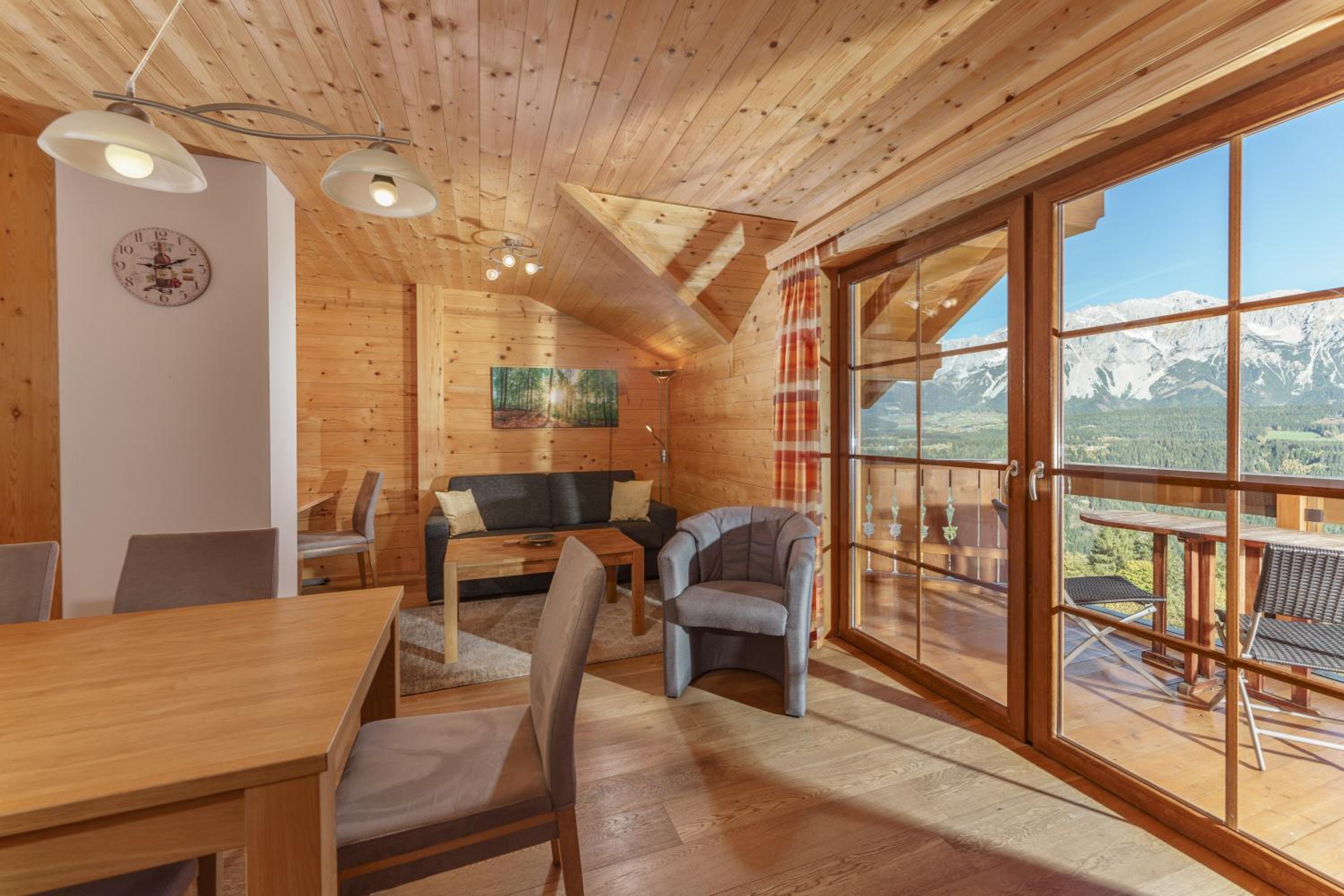 Ski In- Ski Out - Haus Stocker - direkt an der Skipiste by Schladmingurlaub