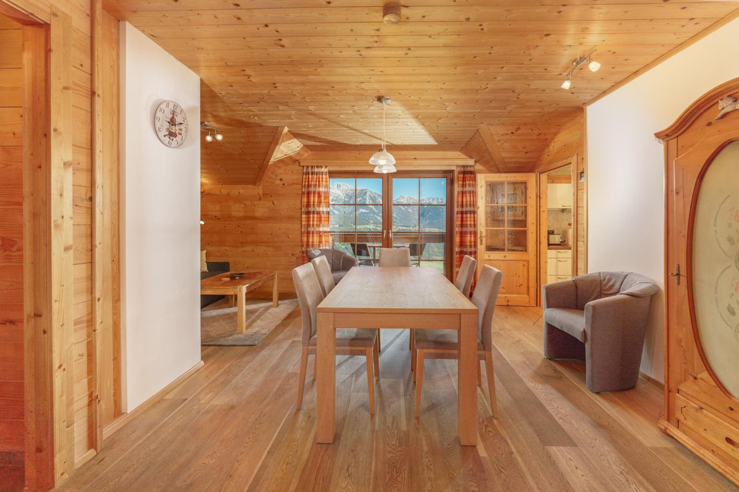 Ski In- Ski Out - Haus Stocker - direkt an der Skipiste by Schladmingurlaub