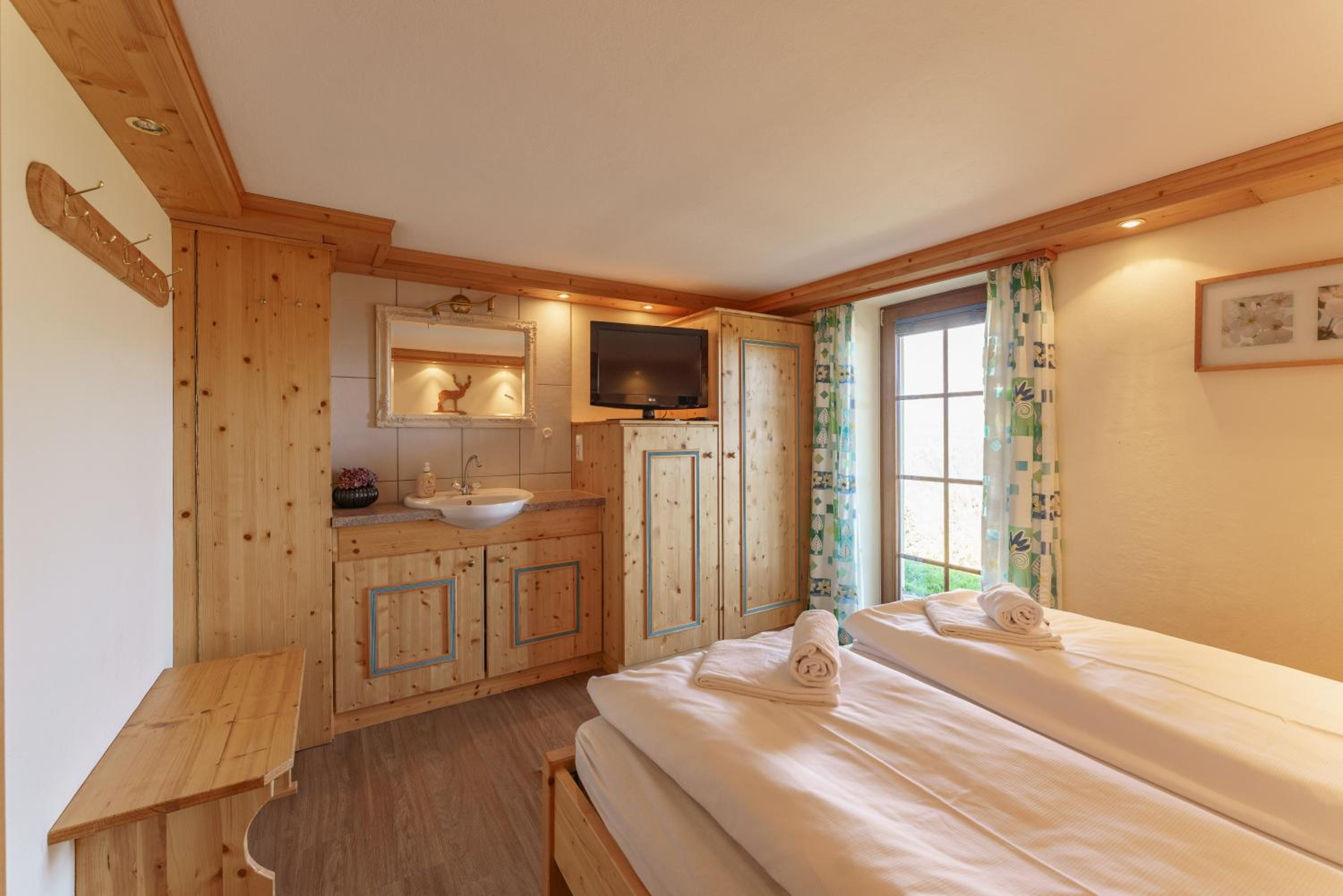 Ski In- Ski Out - Haus Stocker - direkt an der Skipiste by Schladmingurlaub