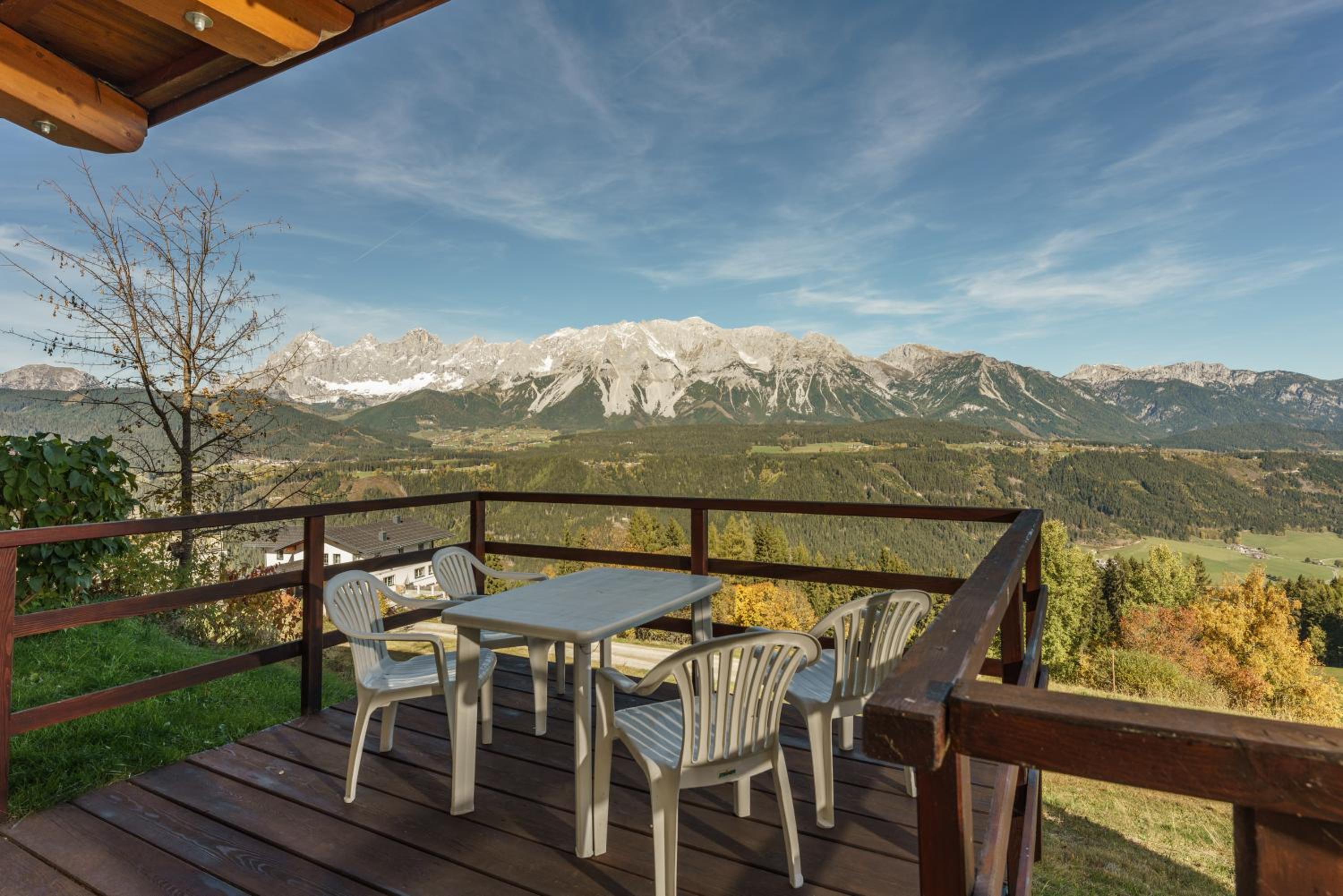 Ski In- Ski Out - Haus Stocker - direkt an der Skipiste by Schladmingurlaub