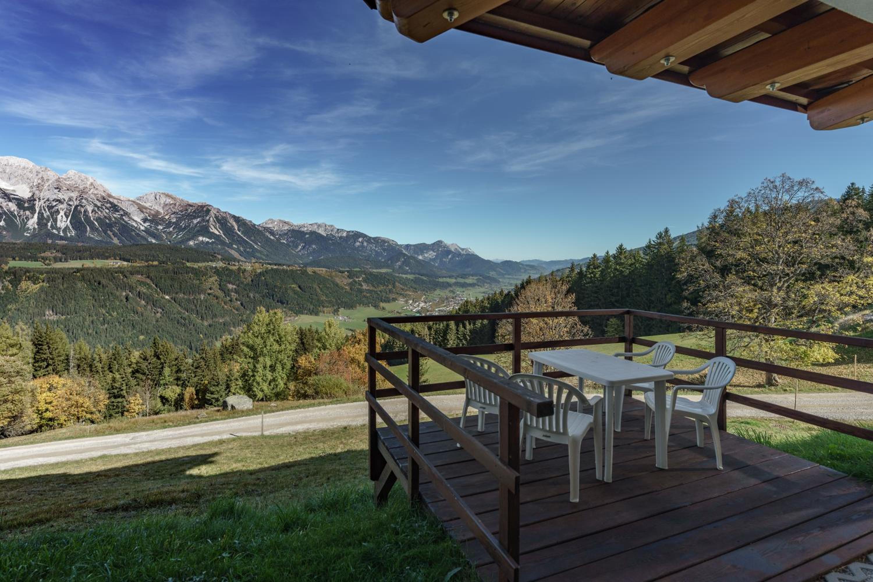 Ski In- Ski Out - Haus Stocker - direkt an der Skipiste by Schladmingurlaub