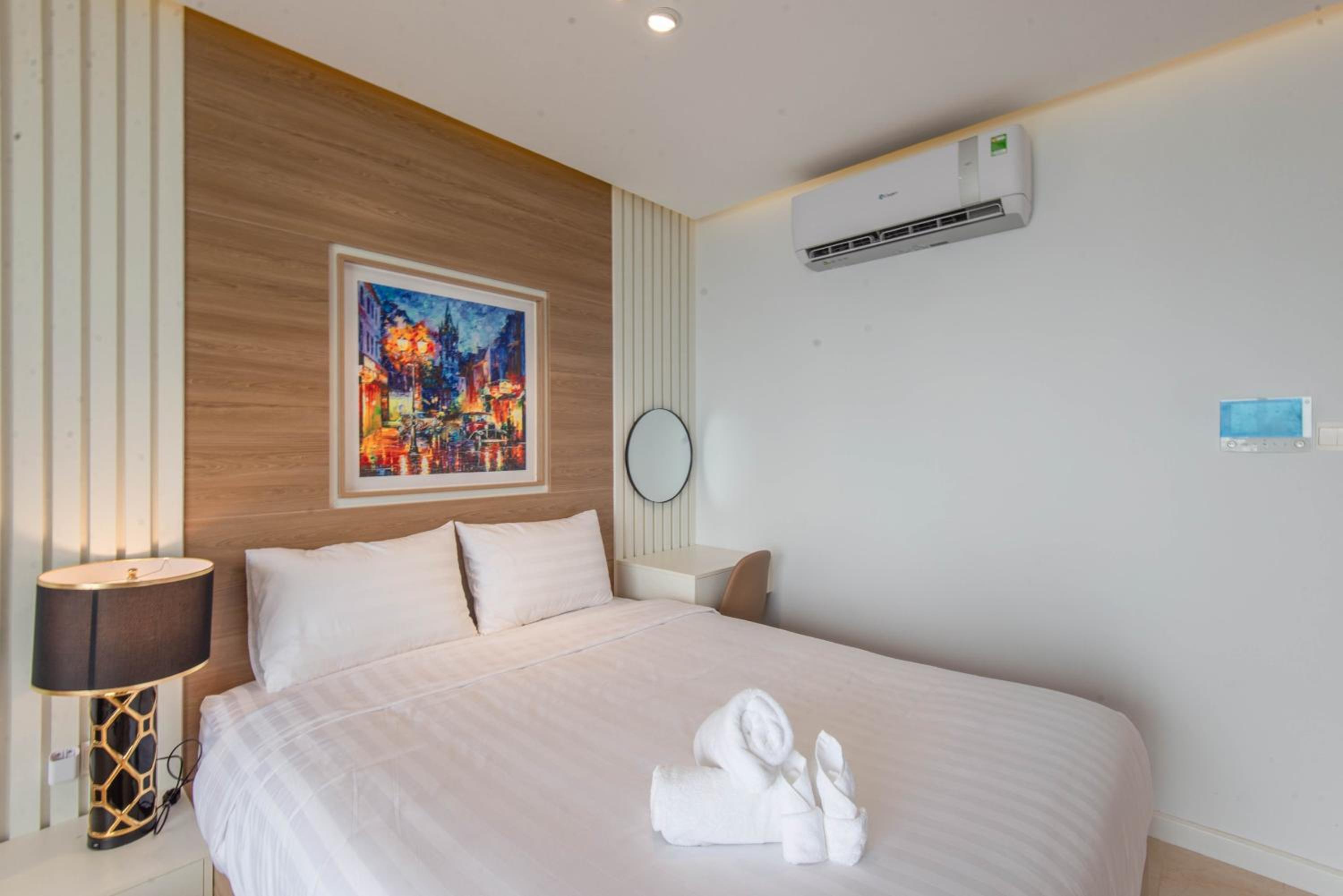 22Housing Vinhomes D'Capitale Hotel & Residence