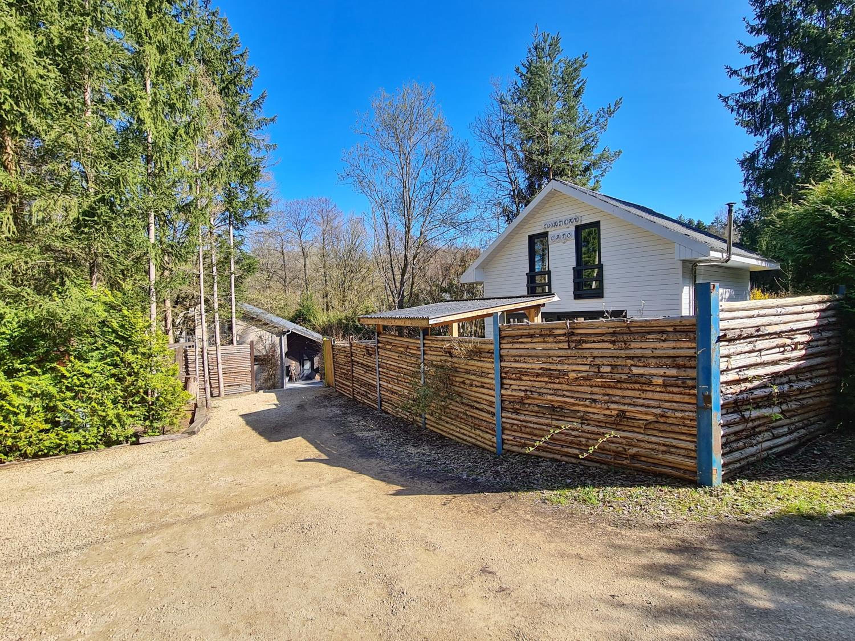 Chalet Cato