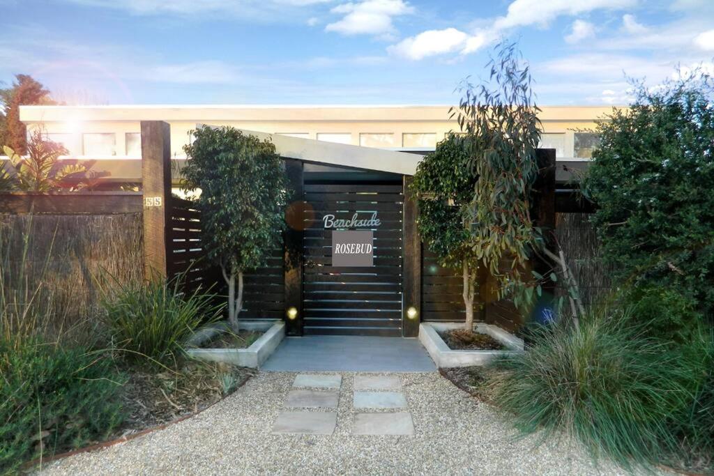 Beachside Rosebud Retreat with Wheelchair access