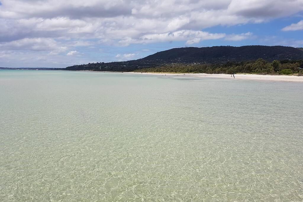 Beachside Rosebud Retreat with Wheelchair access