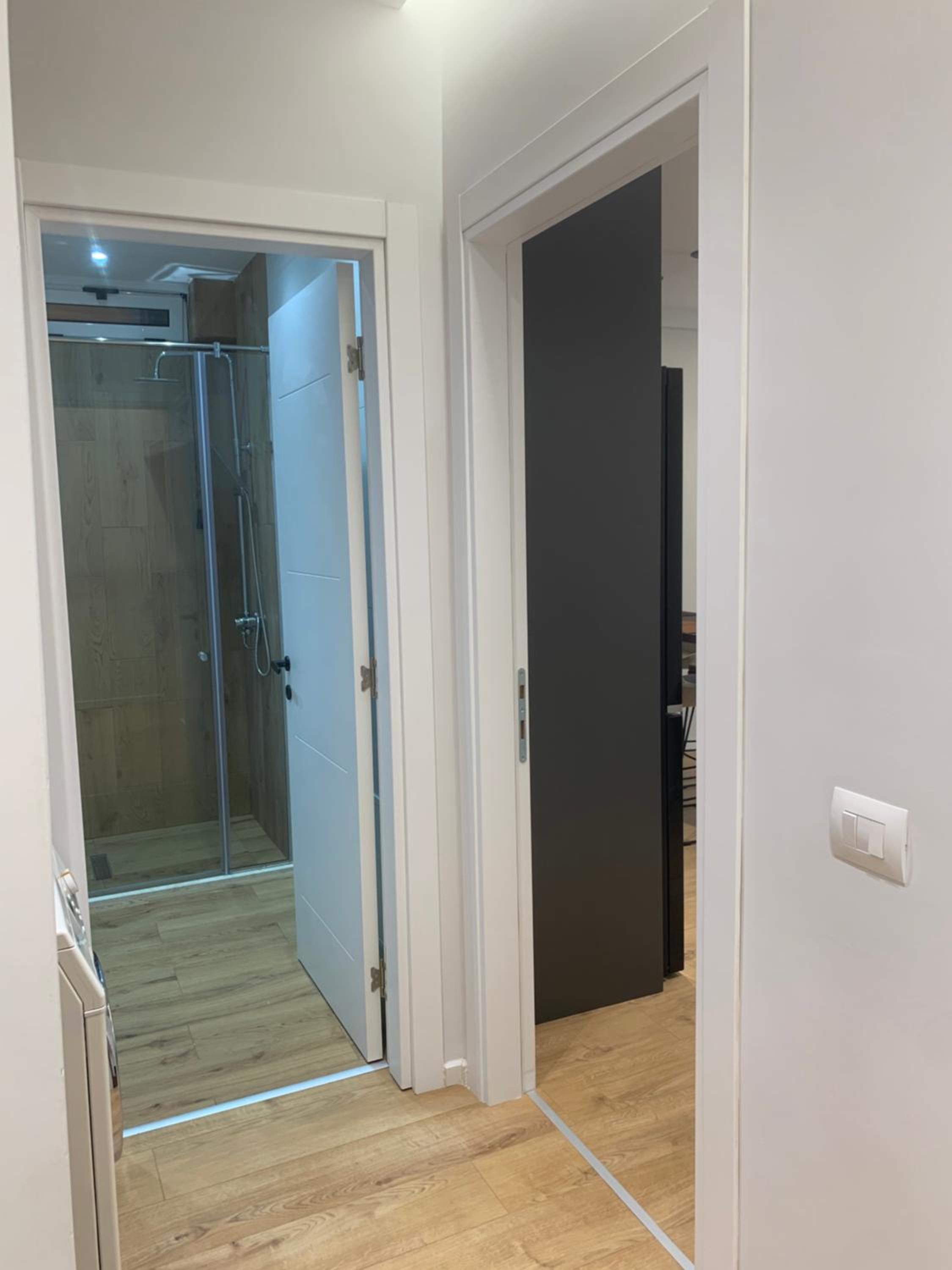 PIN Apartments - 3 Min to Skanderbeg - Free Parking