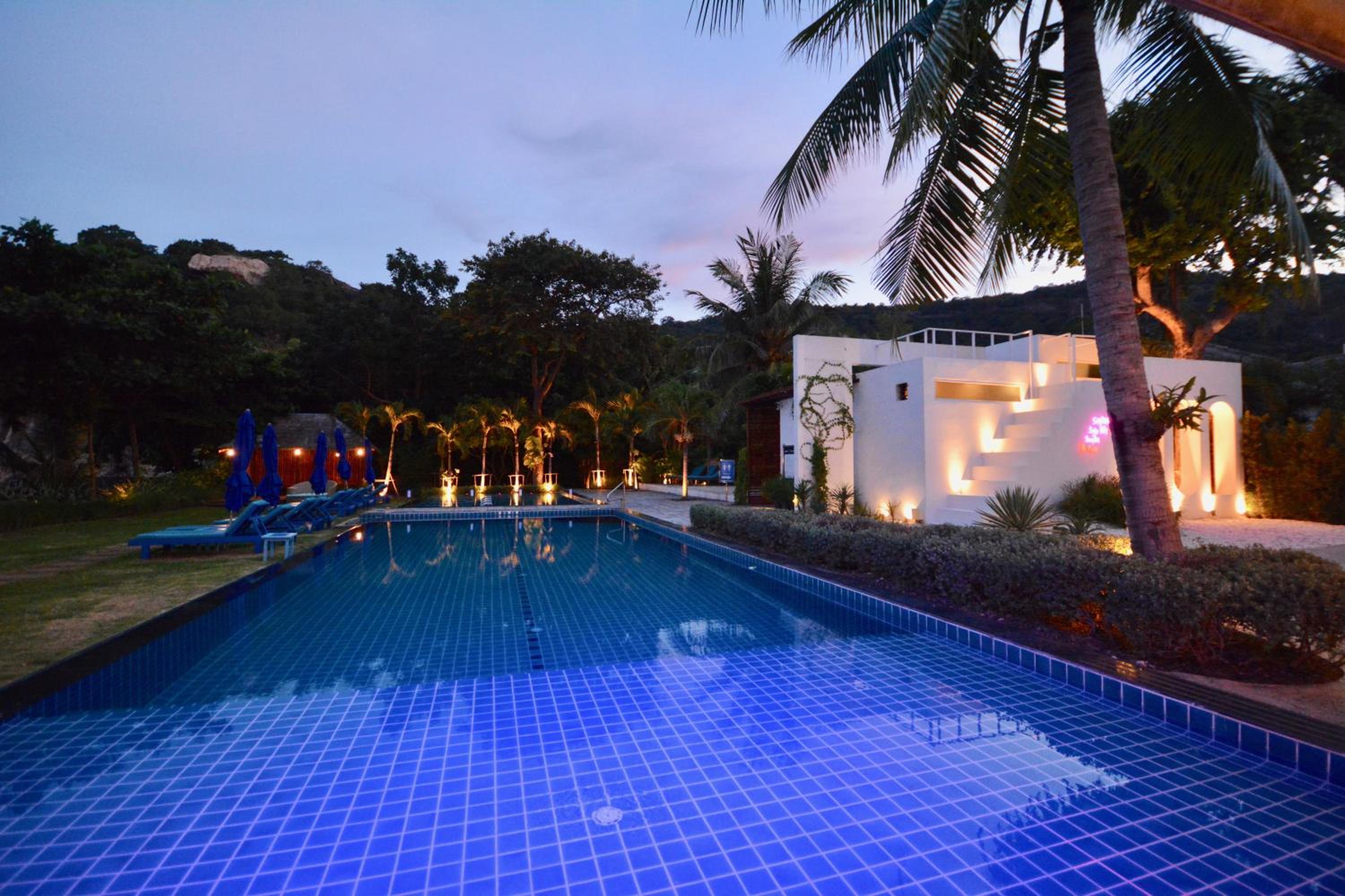 Sanae Beach Hua Hin