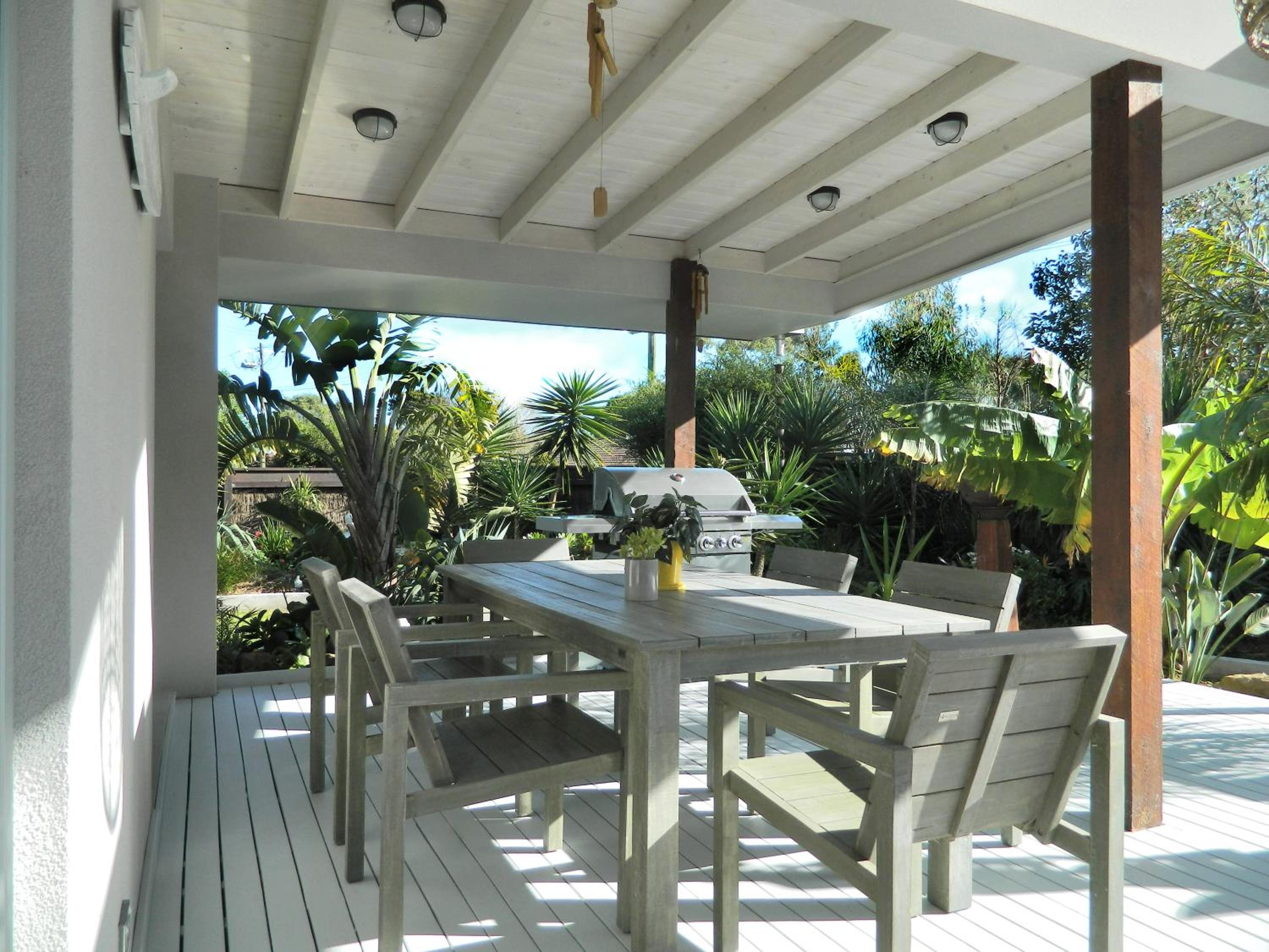 Beachside Rosebud Retreat with Wheelchair access