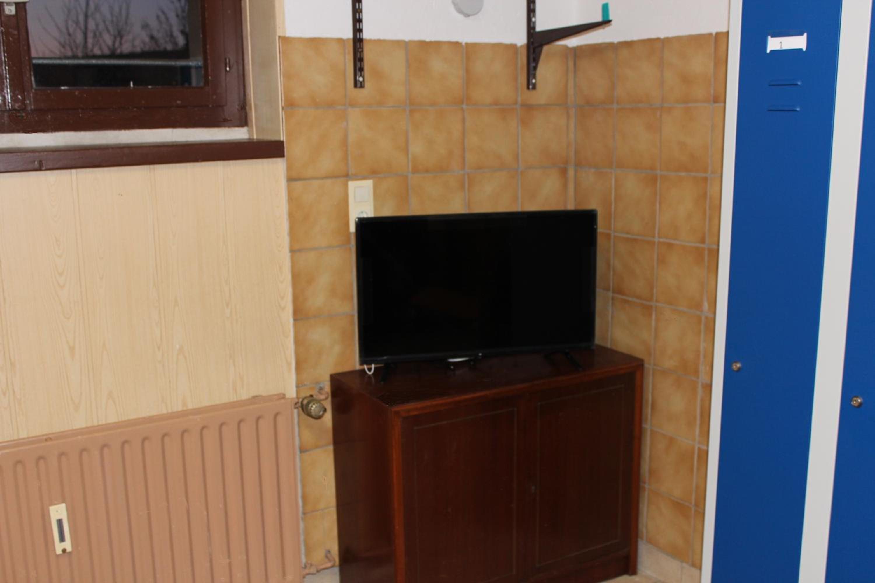 Monteur Apartment Victoria view 3