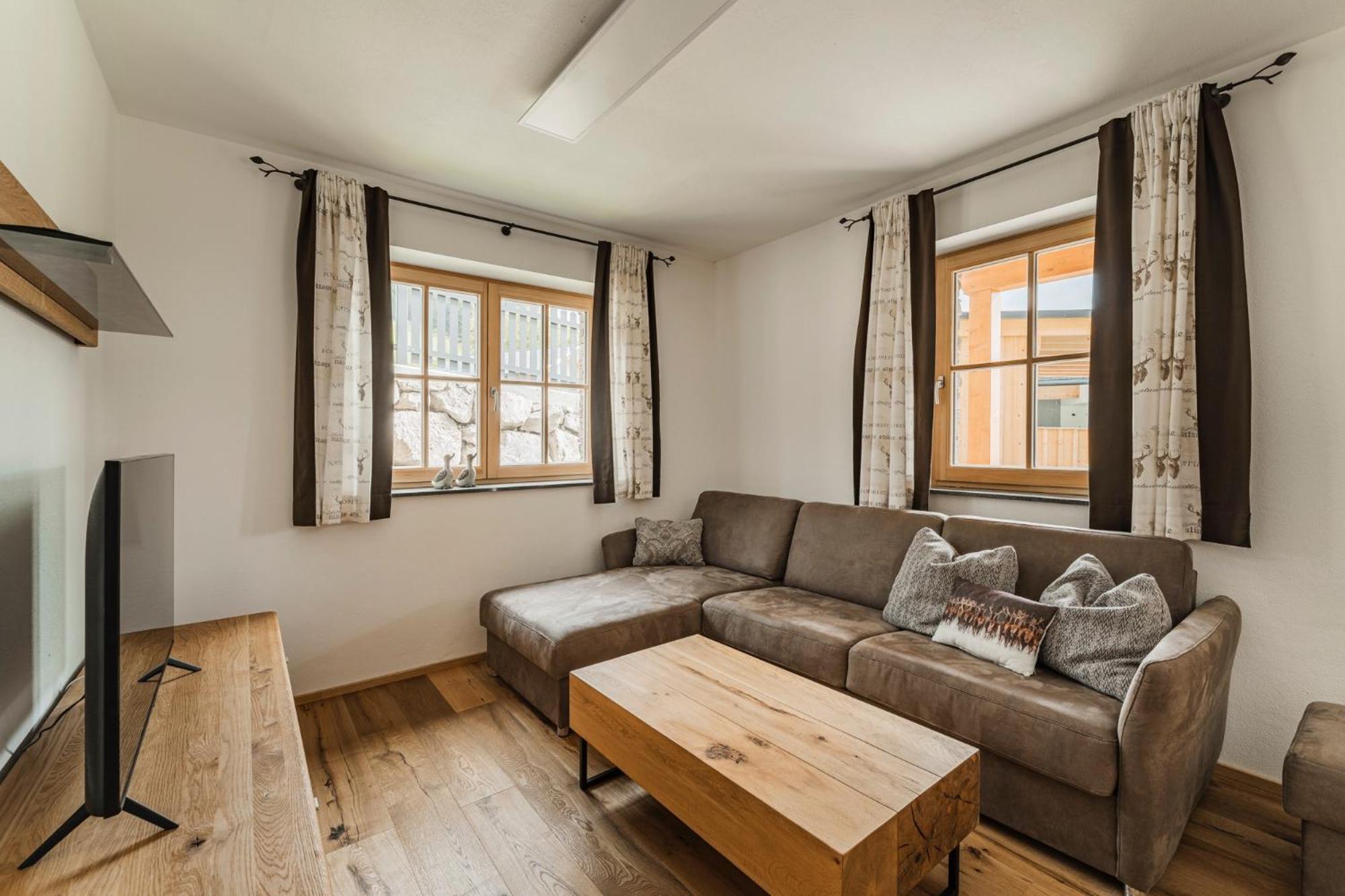 Dachstein West Apartments