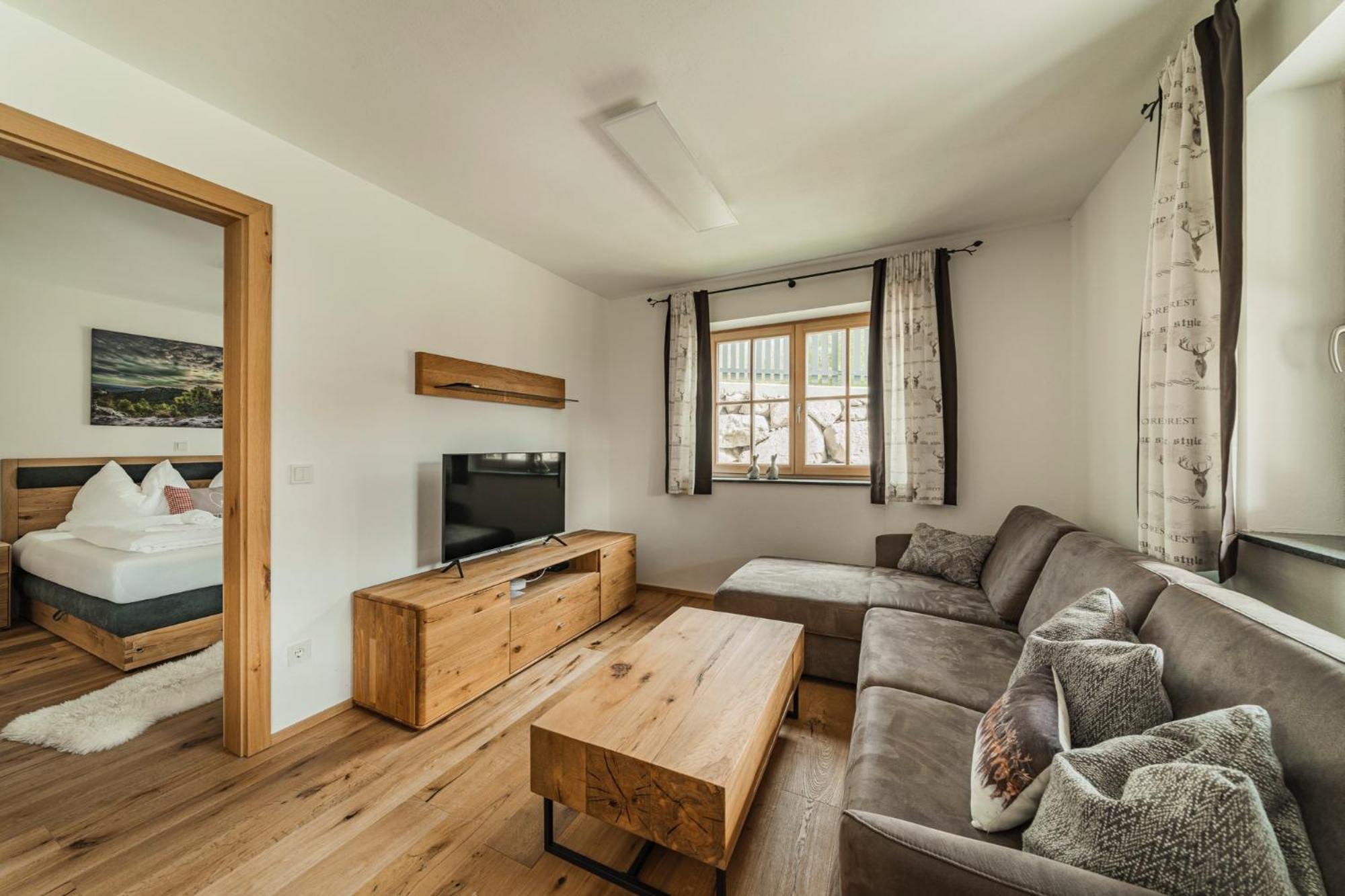 Dachstein West Apartments