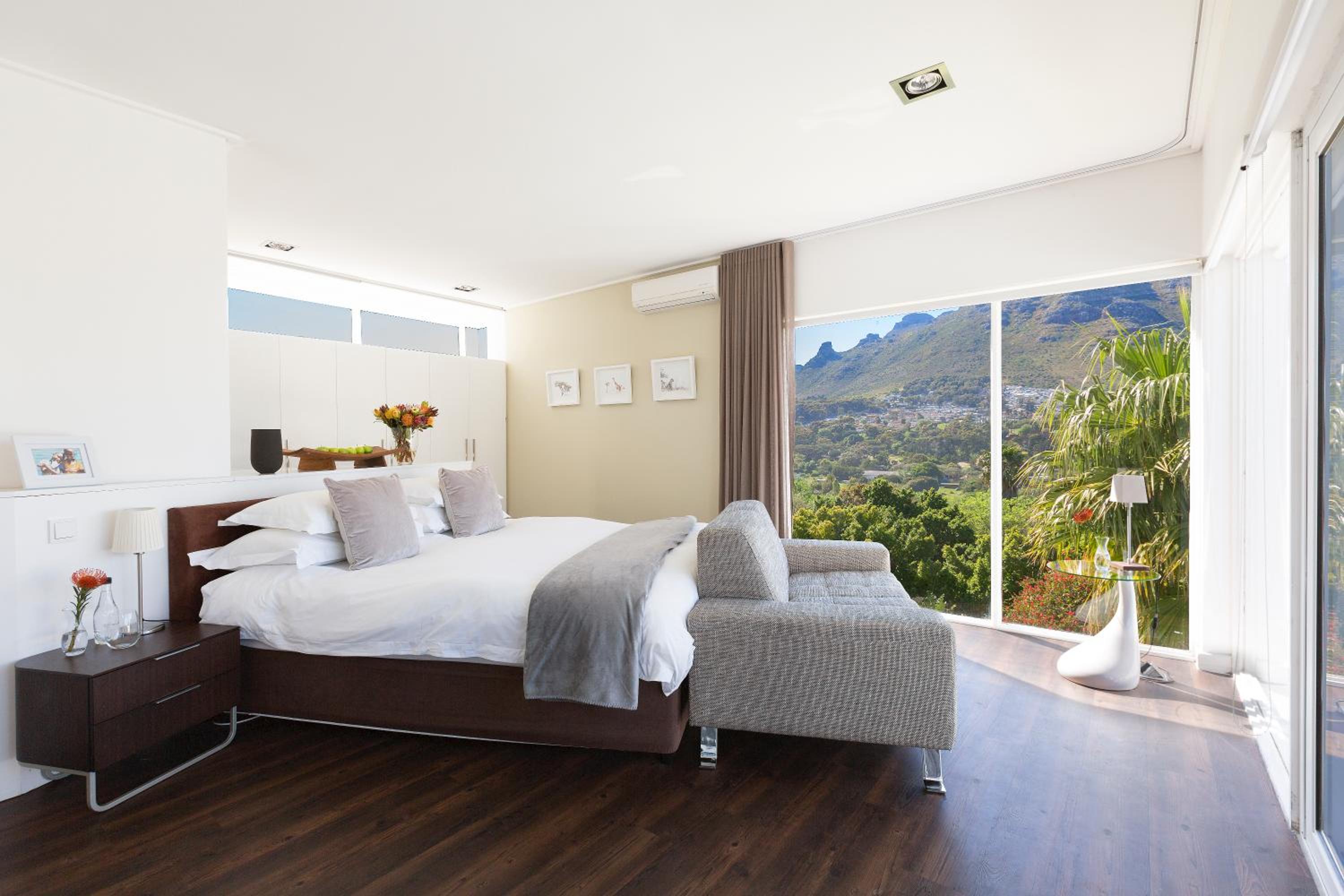 CUBE Guest House