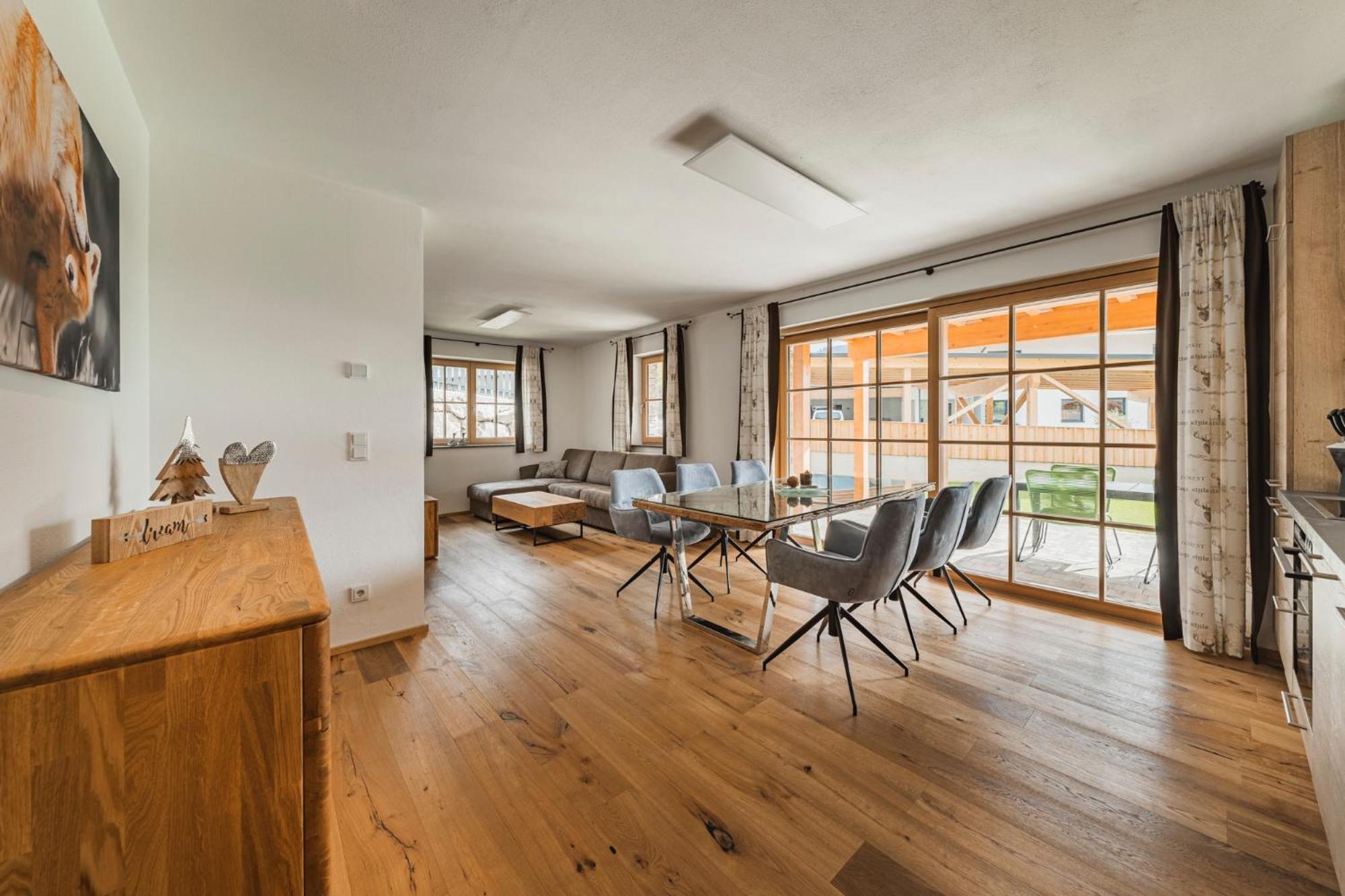 Dachstein West Apartments