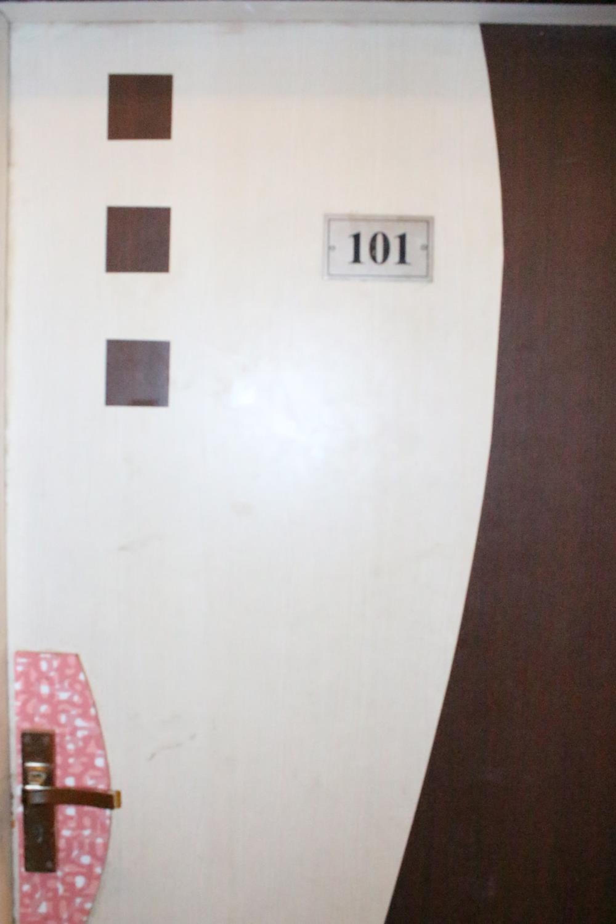 Hotel Mansarovar