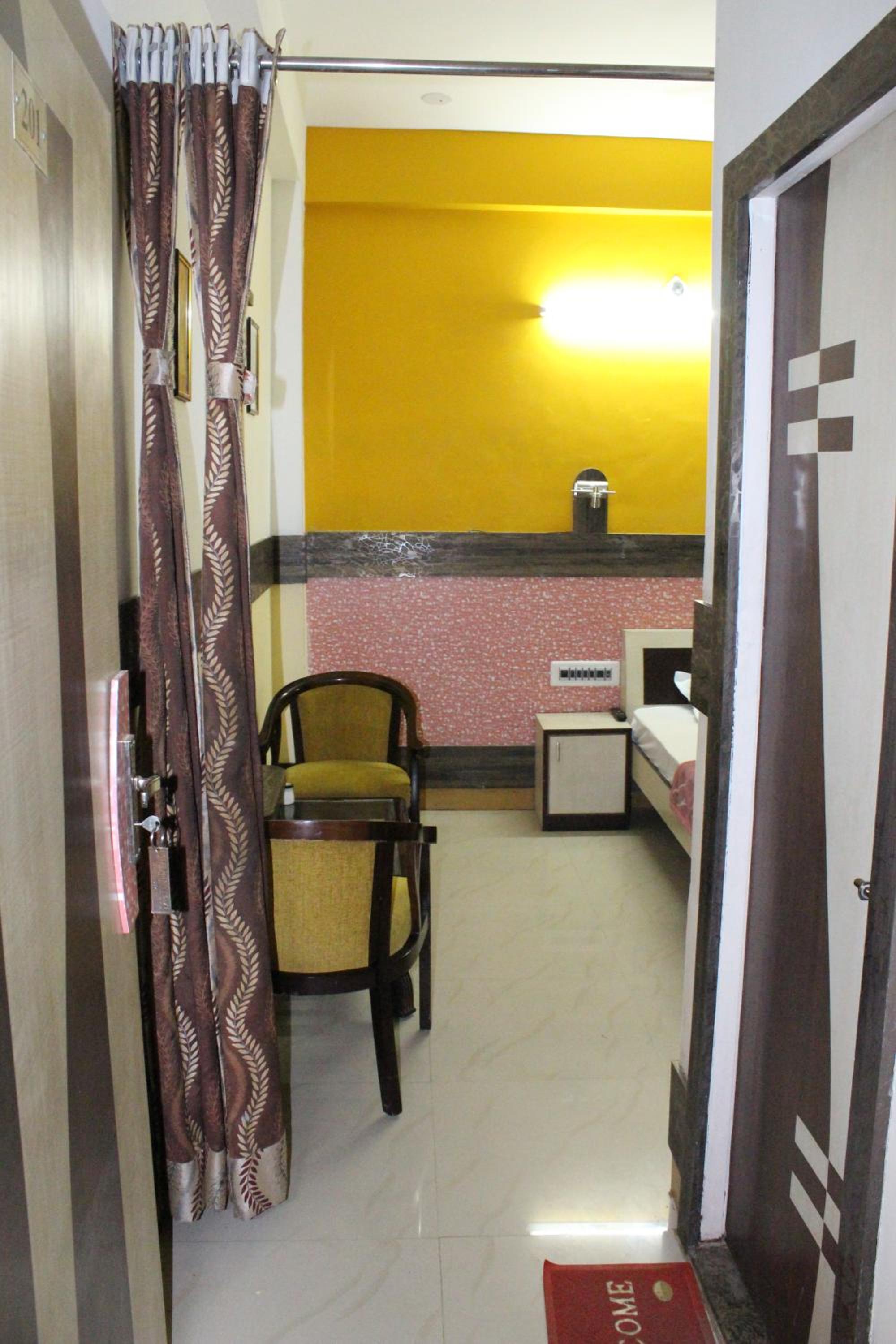 Hotel Mansarovar
