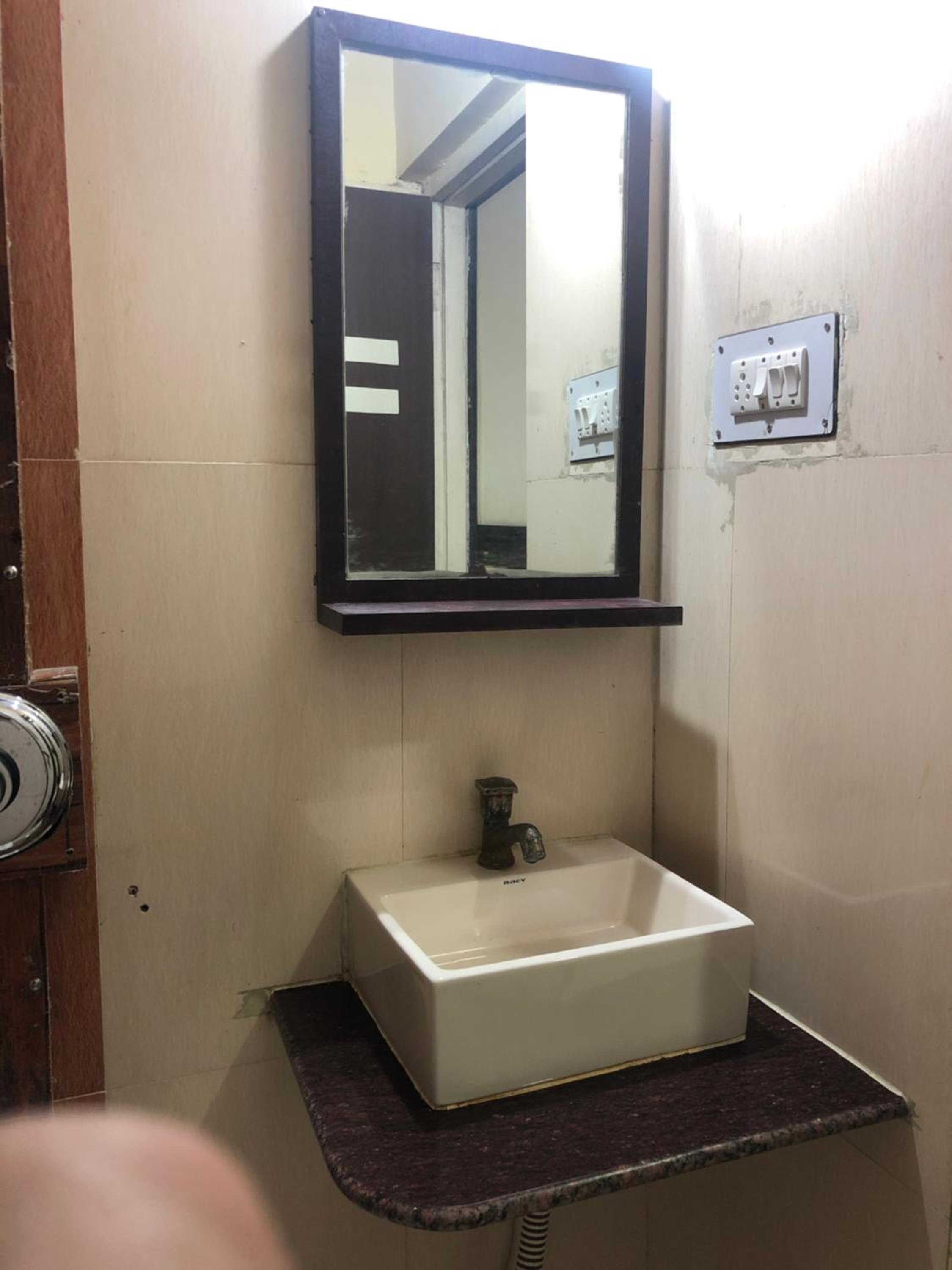 Hotel Mansarovar