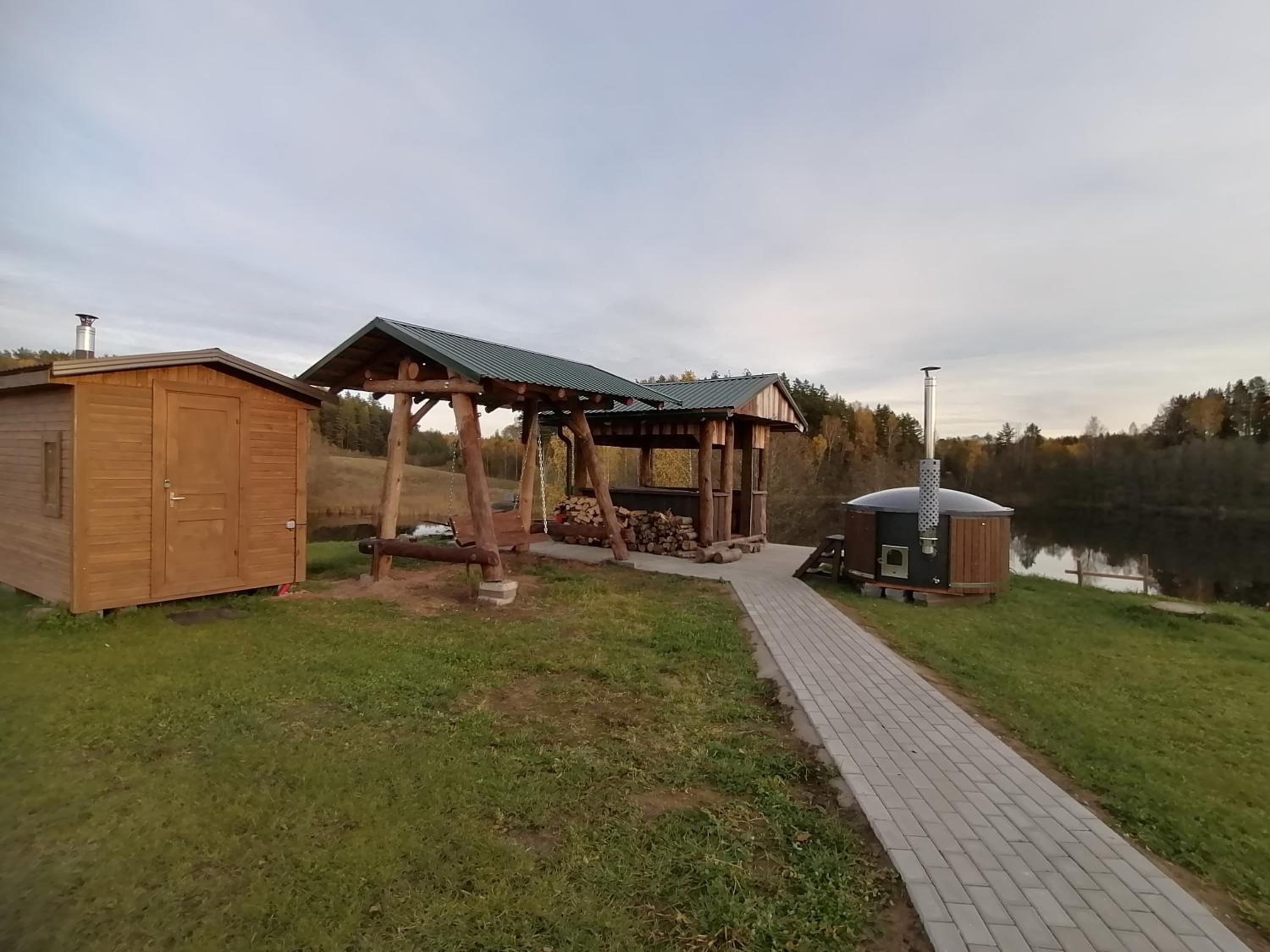 FOREST LAKE view 4