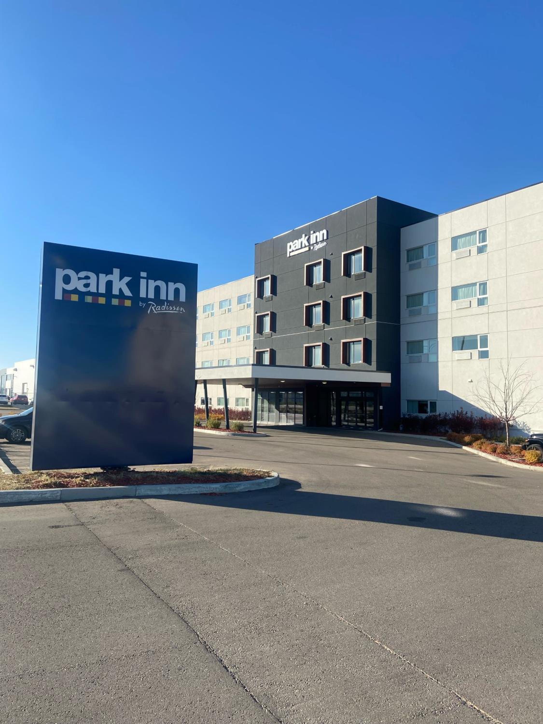 Hotel Park Inn by Radisson Edmonton Airport