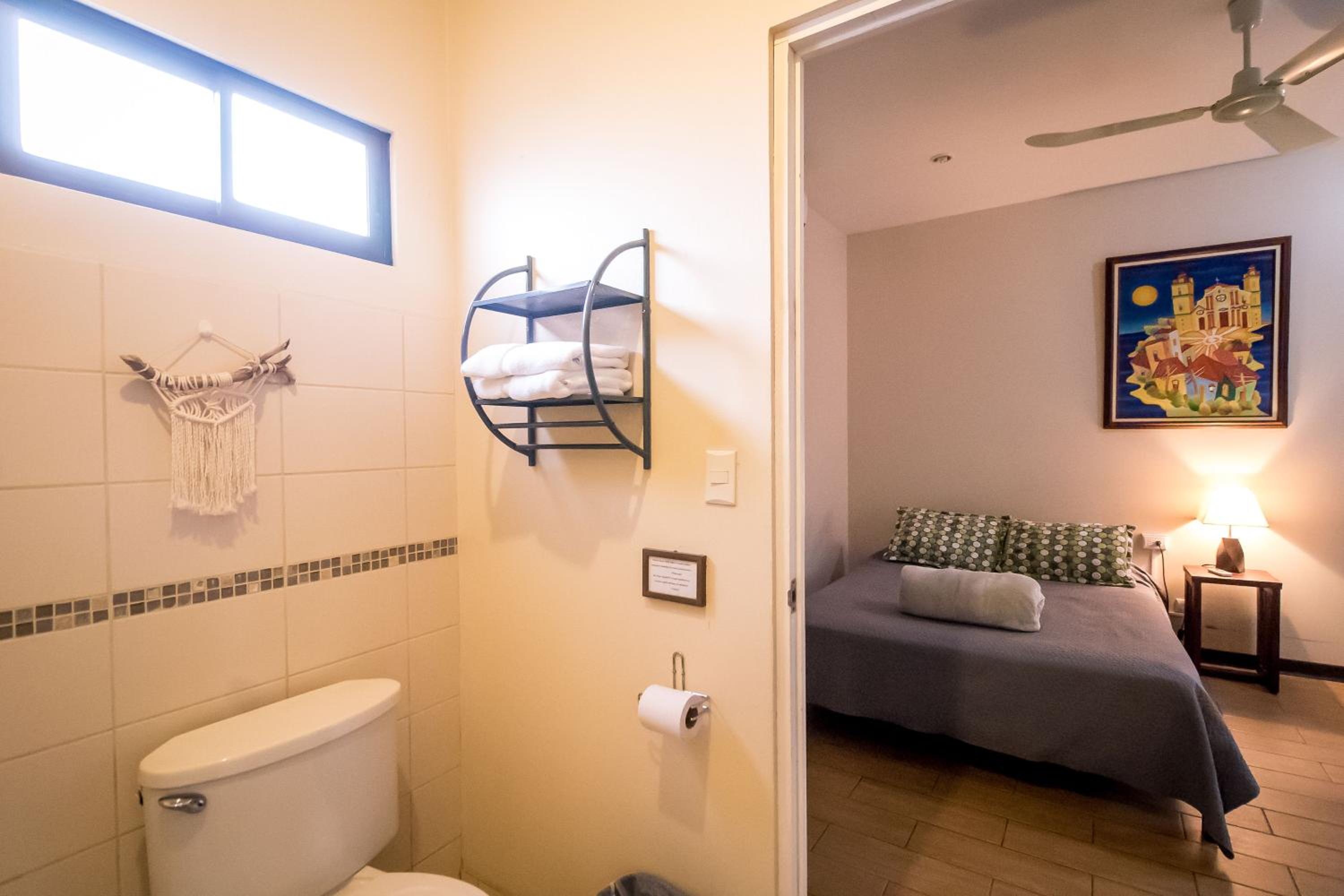 Terida Airport B&B