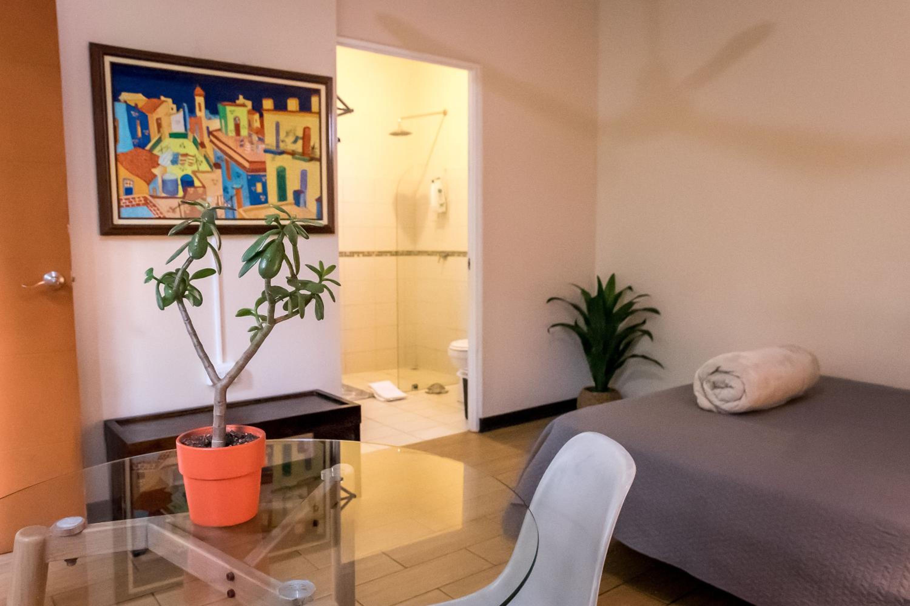 Terida Airport B&B