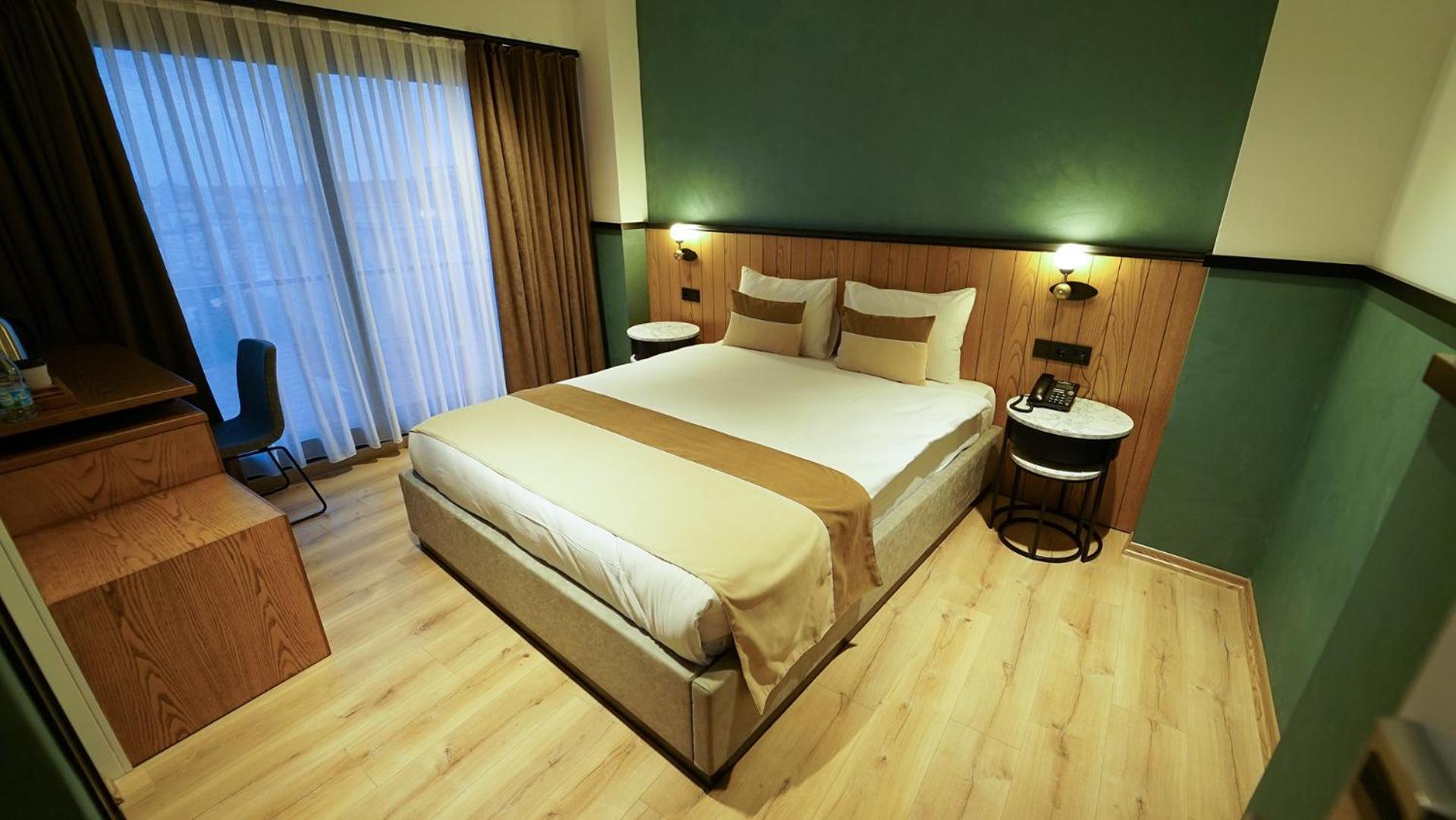 Fragments Otel - Image 36