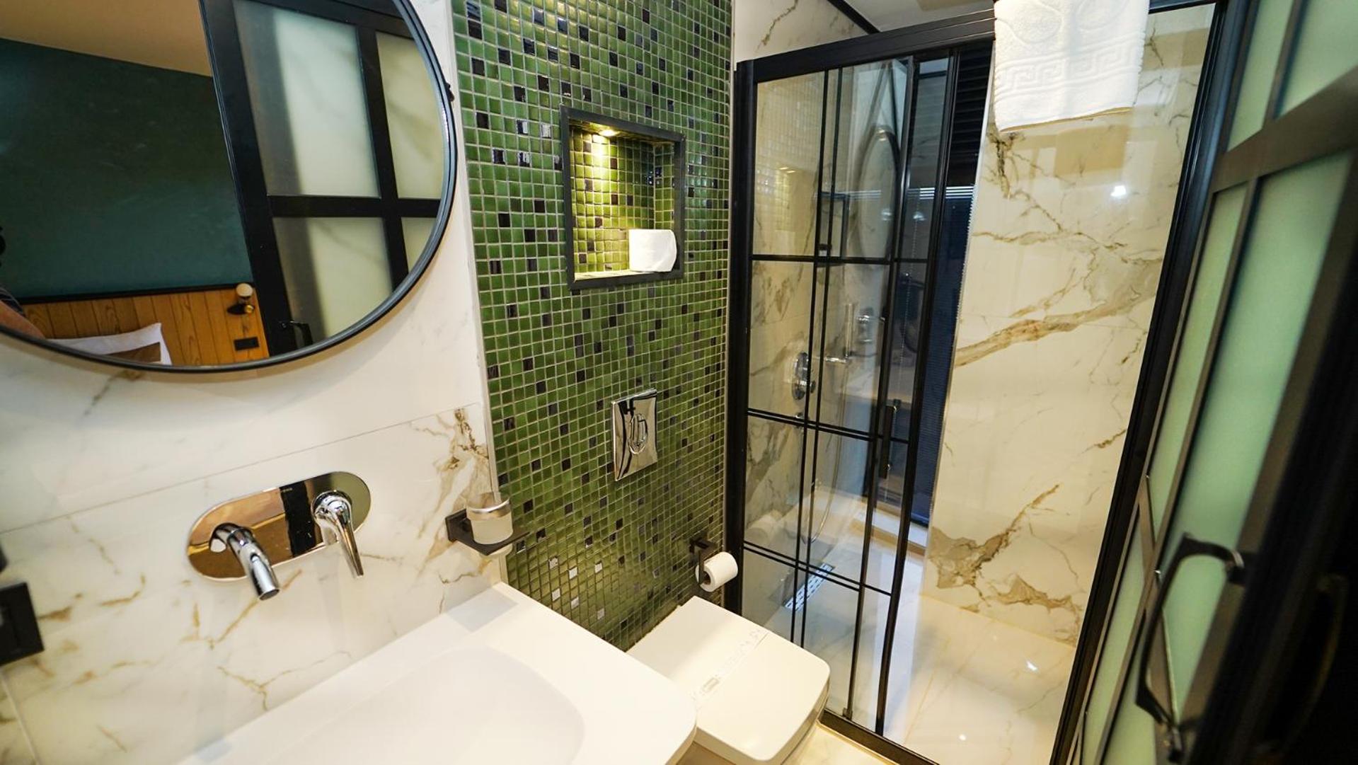 Fragments Otel - Image 34