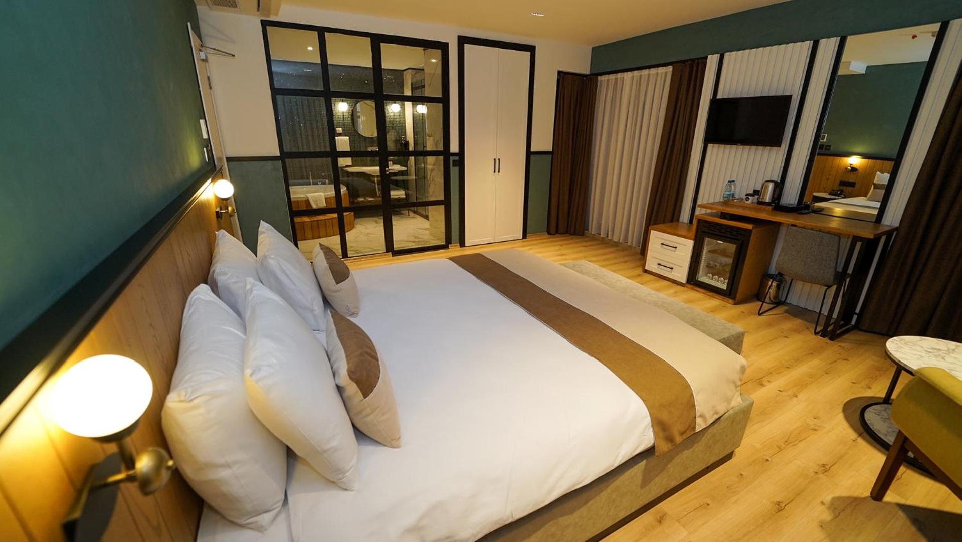 Fragments Otel - Image 80