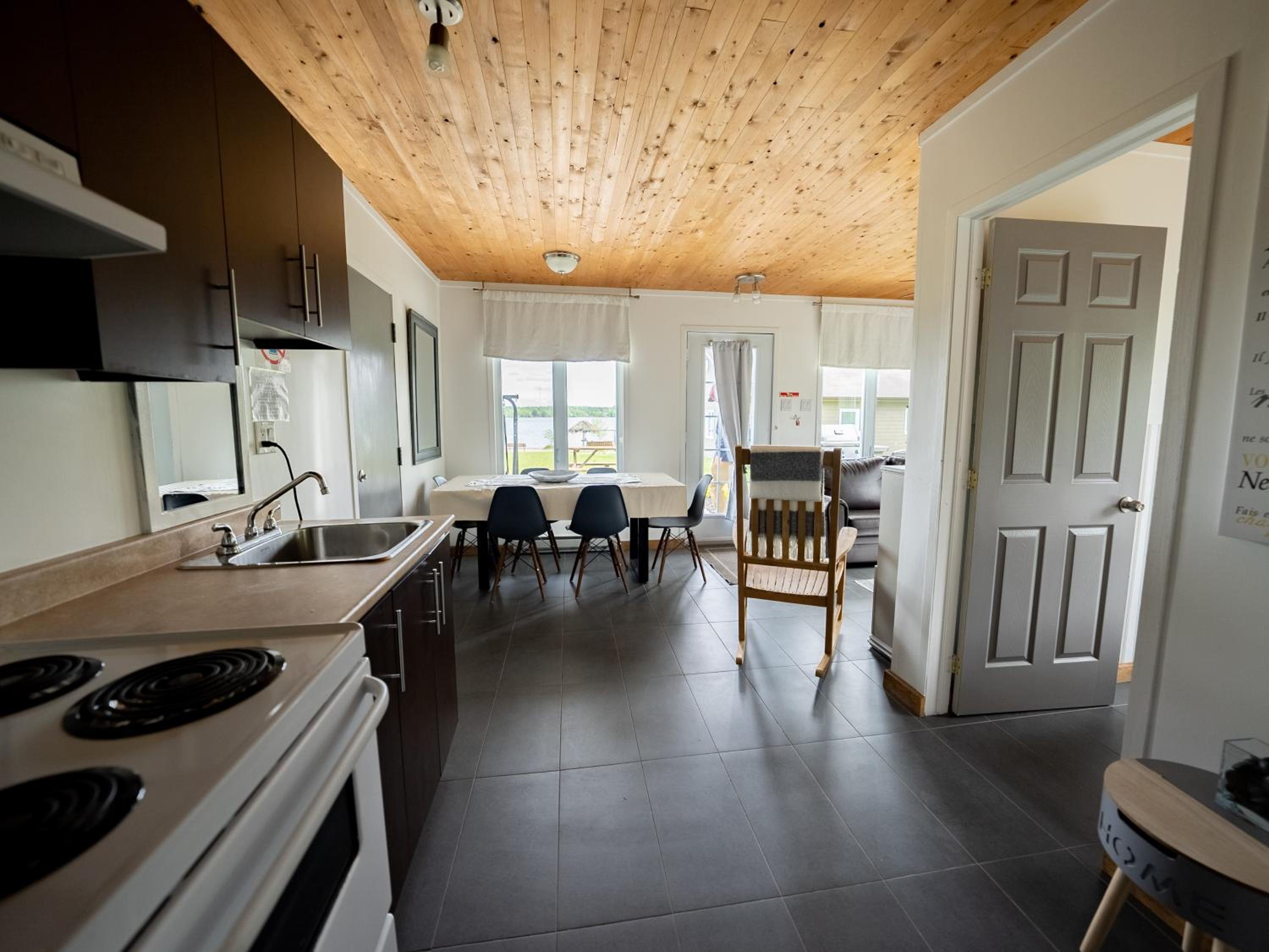 Les Chalets Baie Cascouia