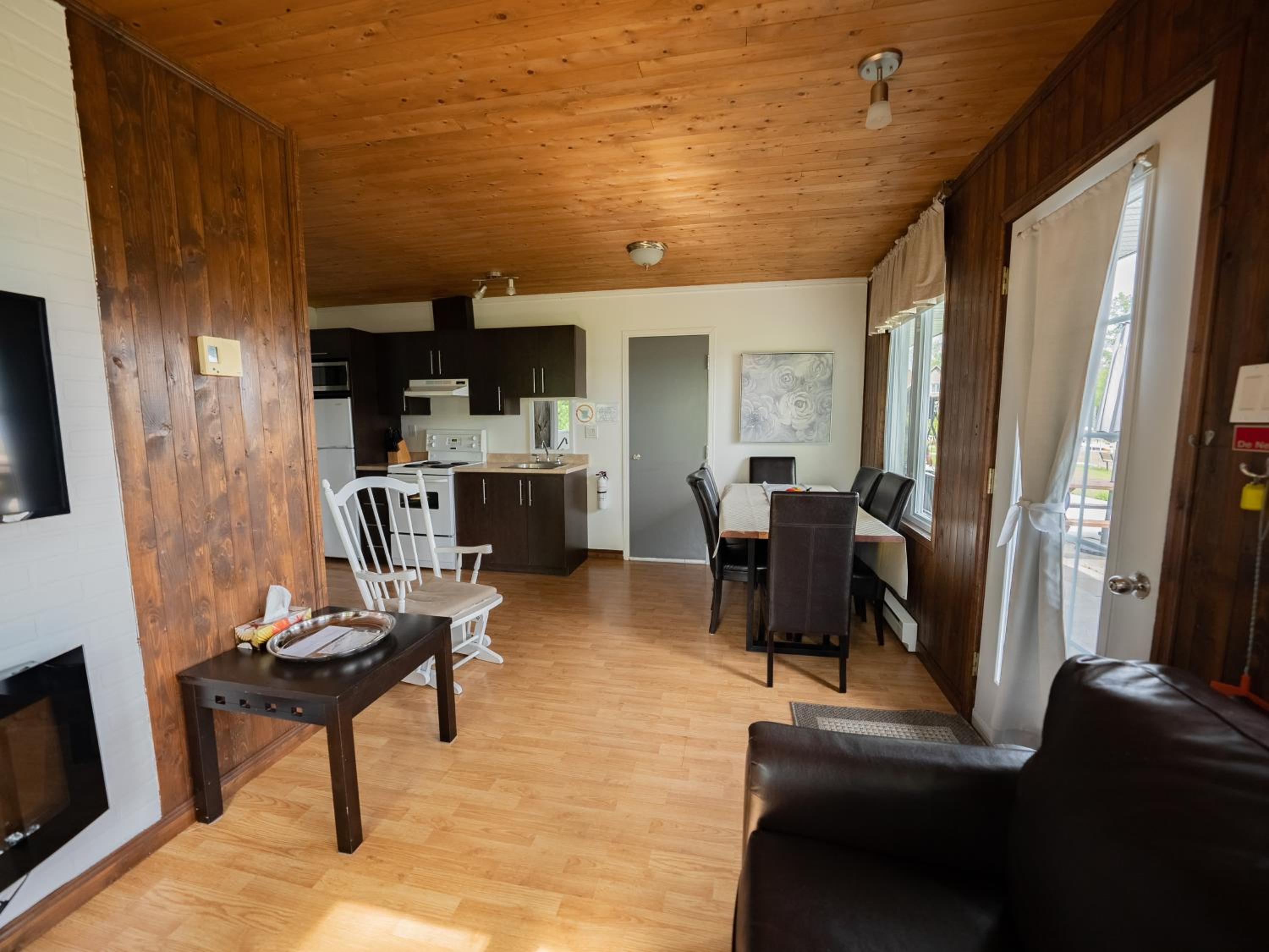 Les Chalets Baie Cascouia