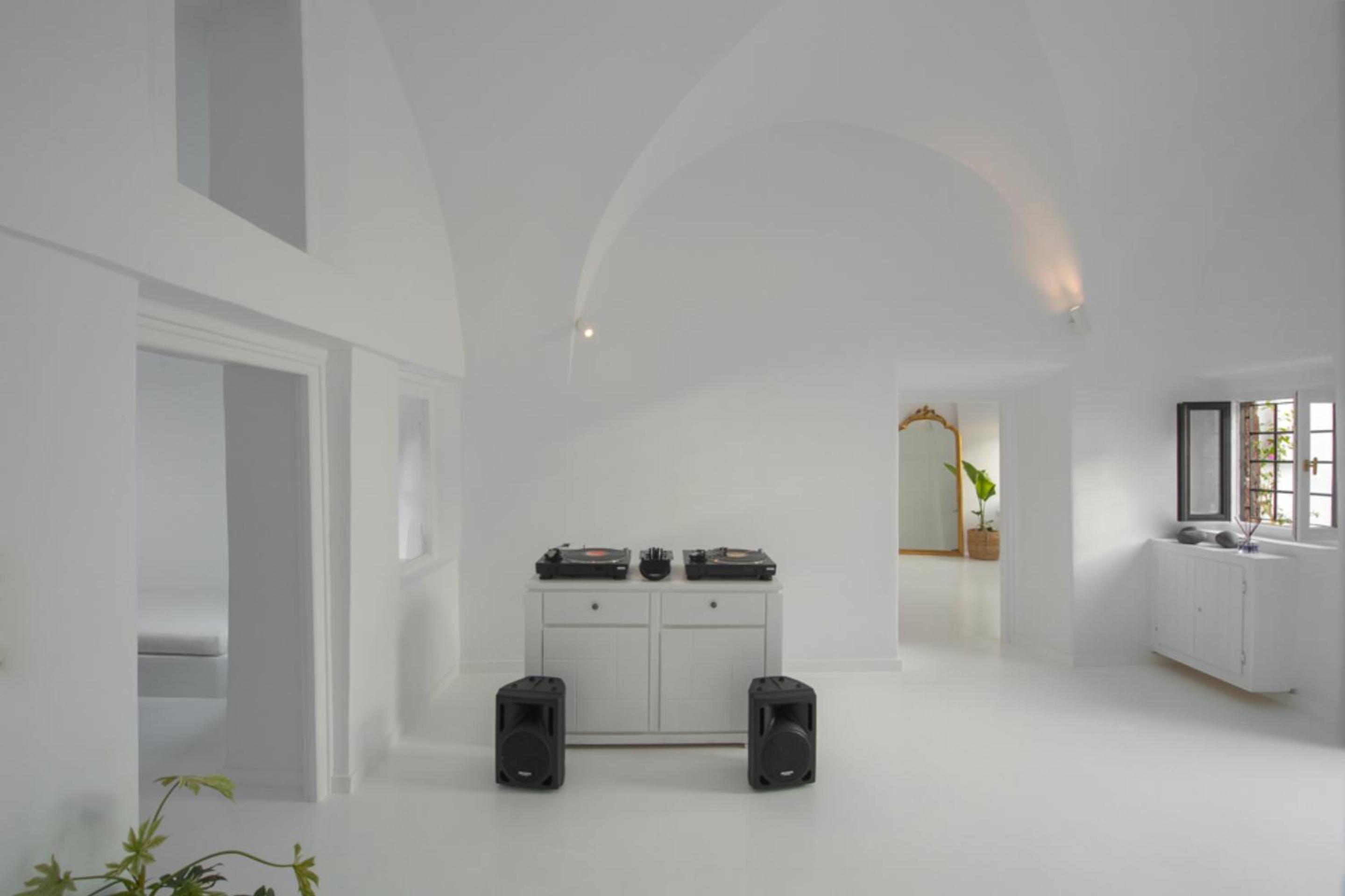 Sophia Privilege photo 5