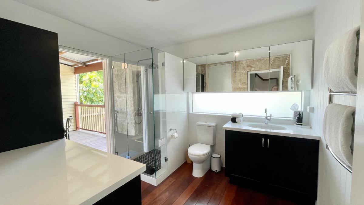 Warders Cottage: Iconic Cottage in the Heart of Freo