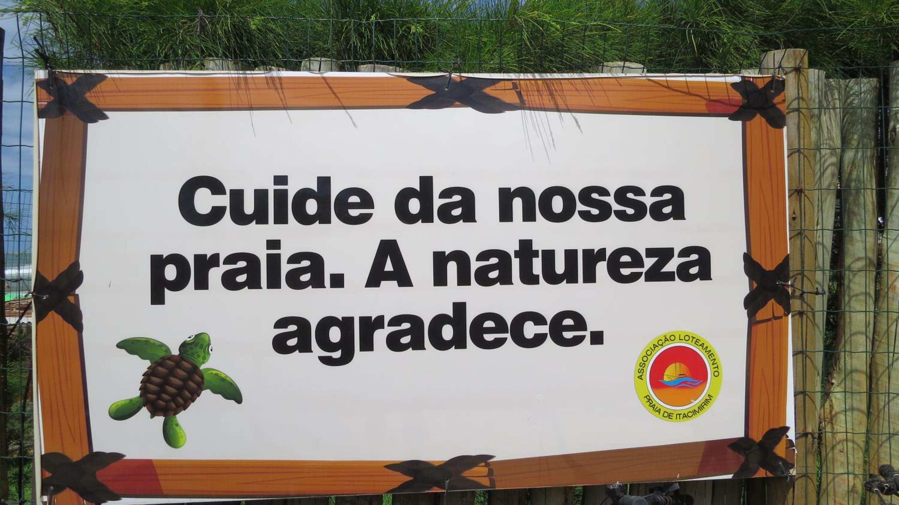 Confortável Casa de Praia em Itacimirim - 04 SUÍTES