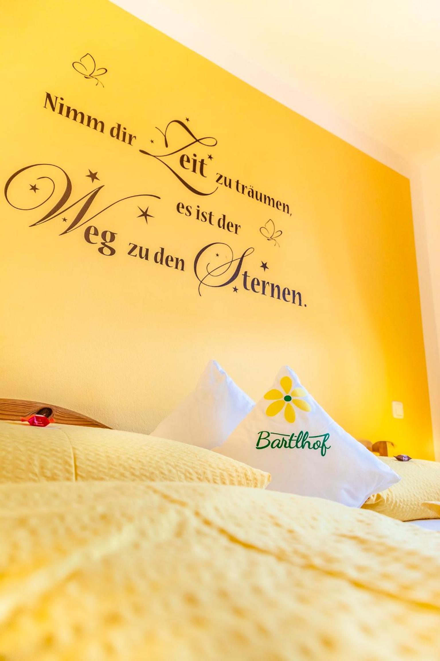 Bartlhof-Ferienwohnungen-Zimmer