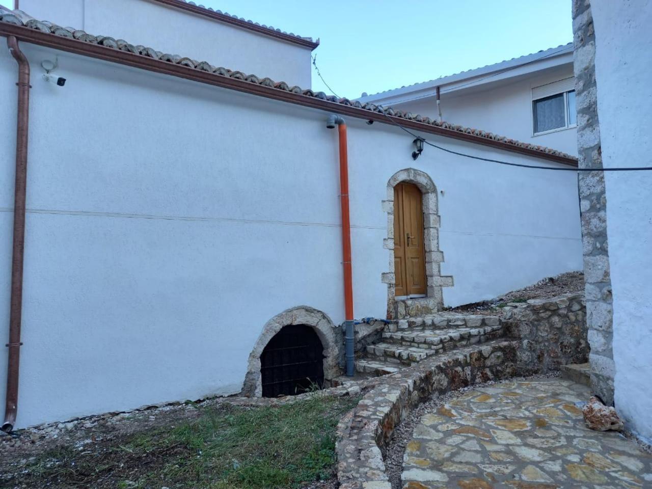 Vila Duni